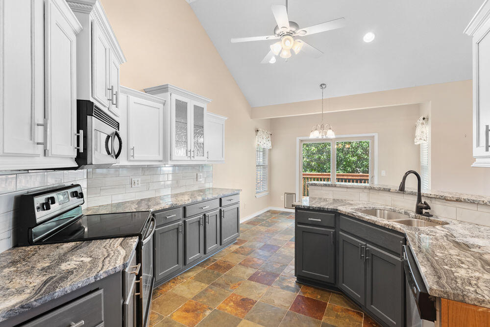 property viewer photo 12