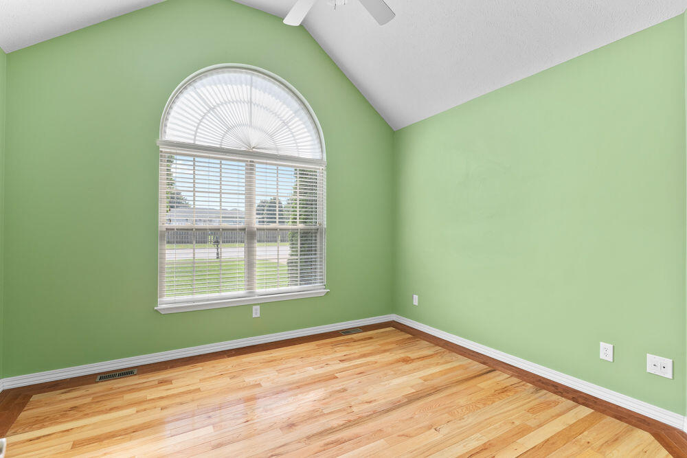 property viewer photo 15