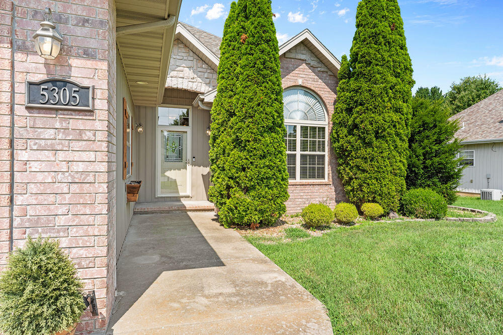 property viewer photo 2