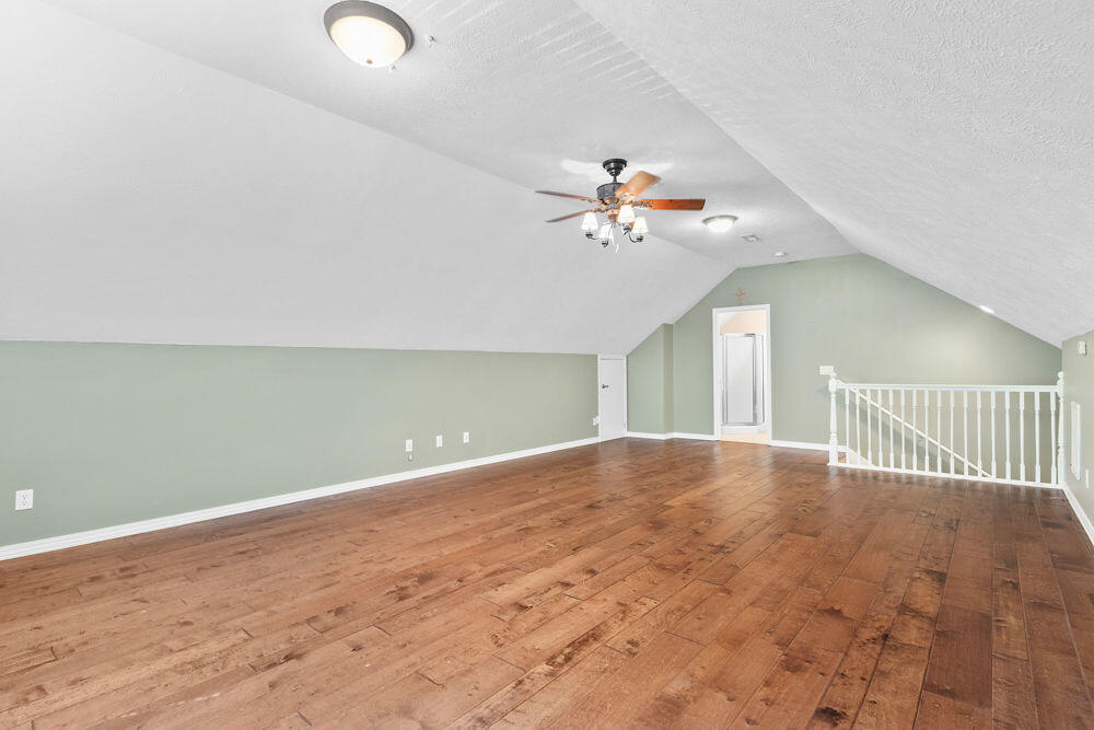 property viewer photo 24