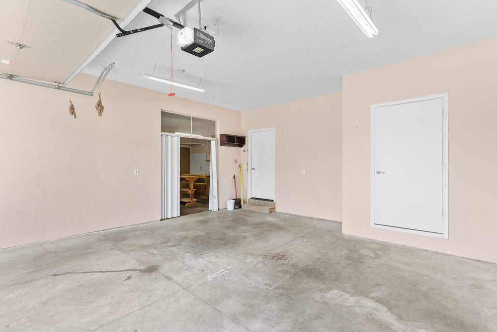 property viewer photo 26