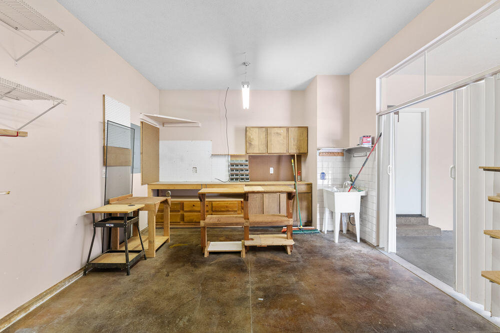 property viewer photo 27