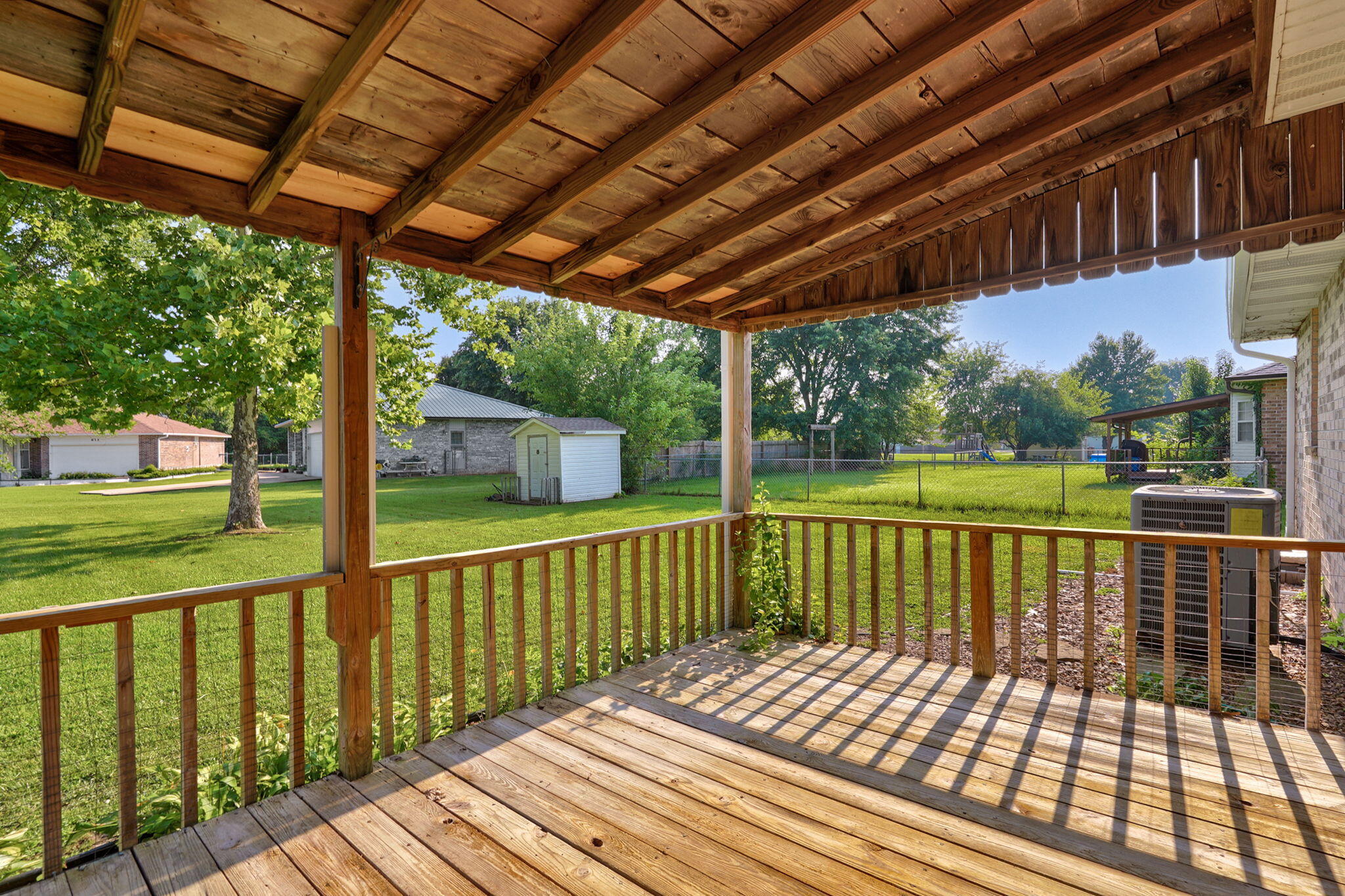 main property photo 22