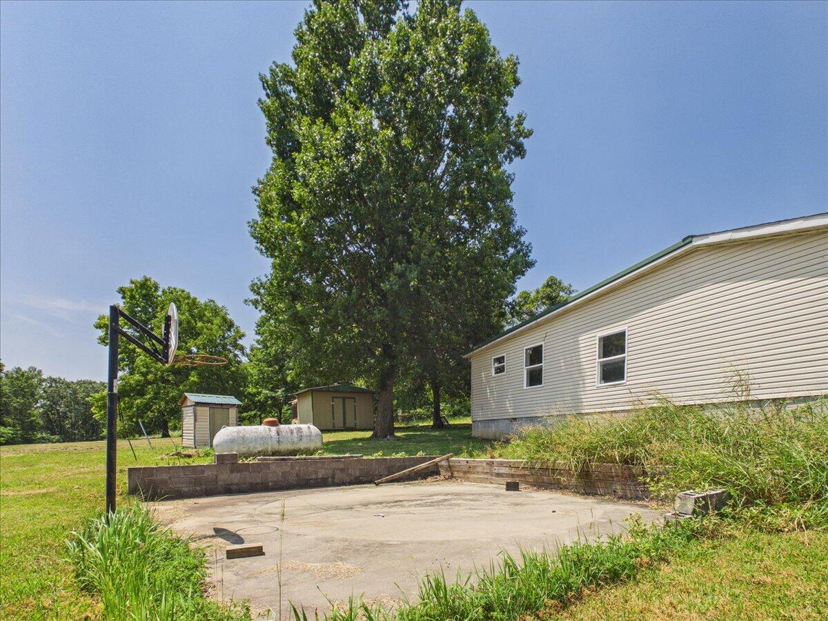 main property photo 46