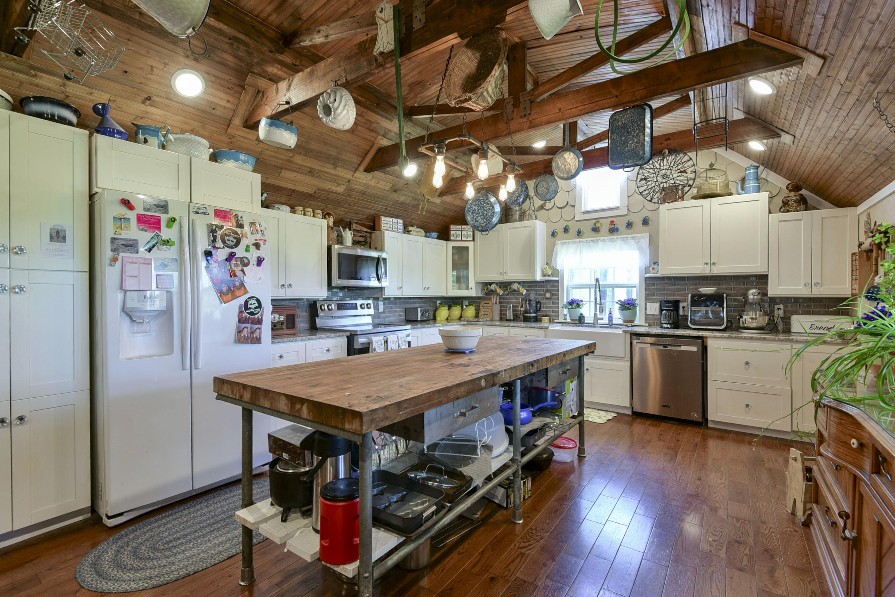 main property photo 15