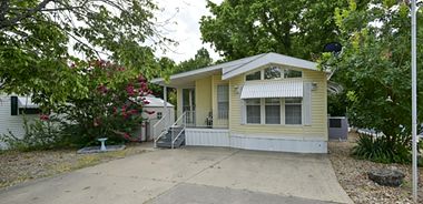 image of property with 2 Bed | 2 Bath | 770 Sqft