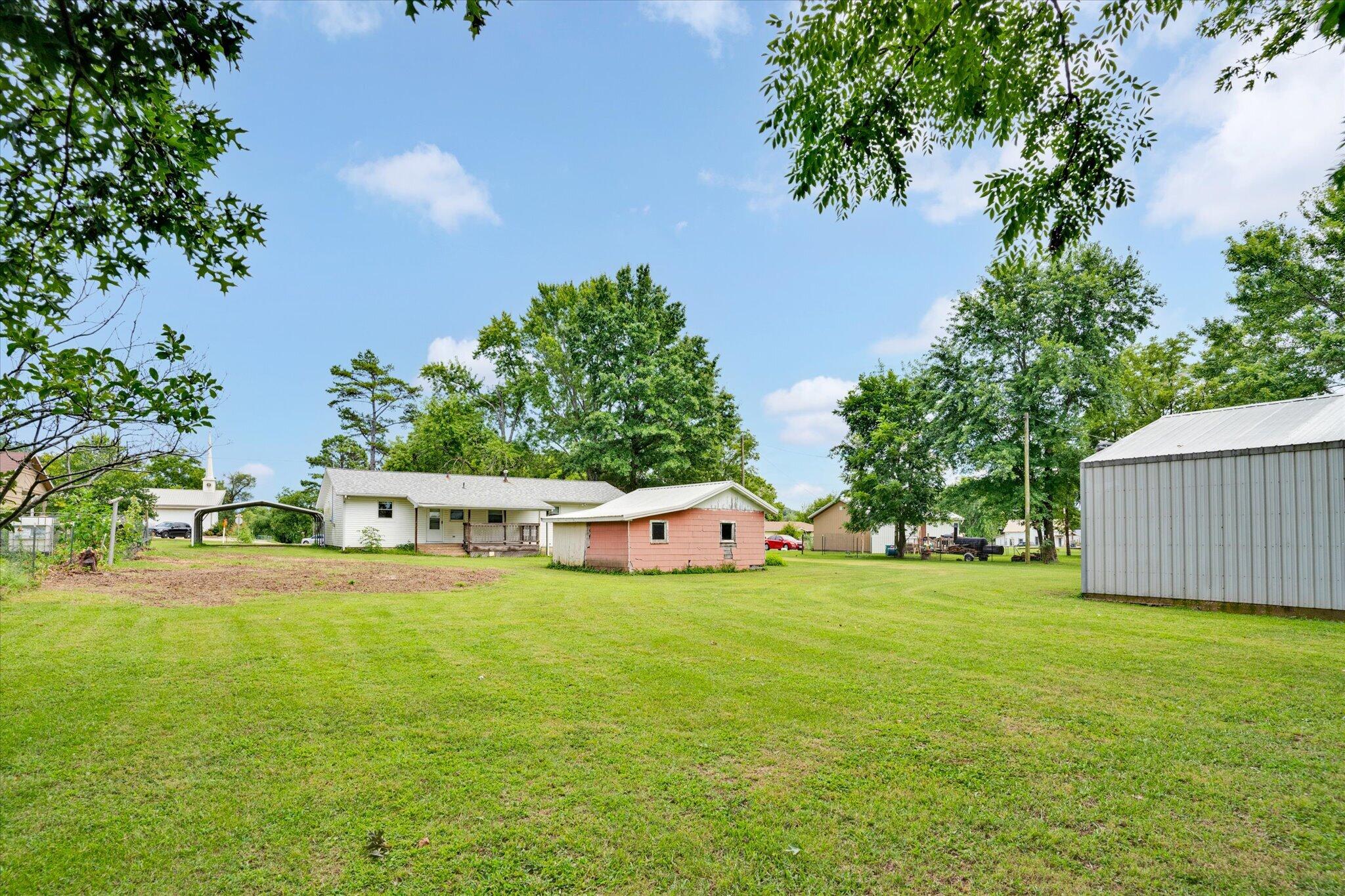 main property photo 26