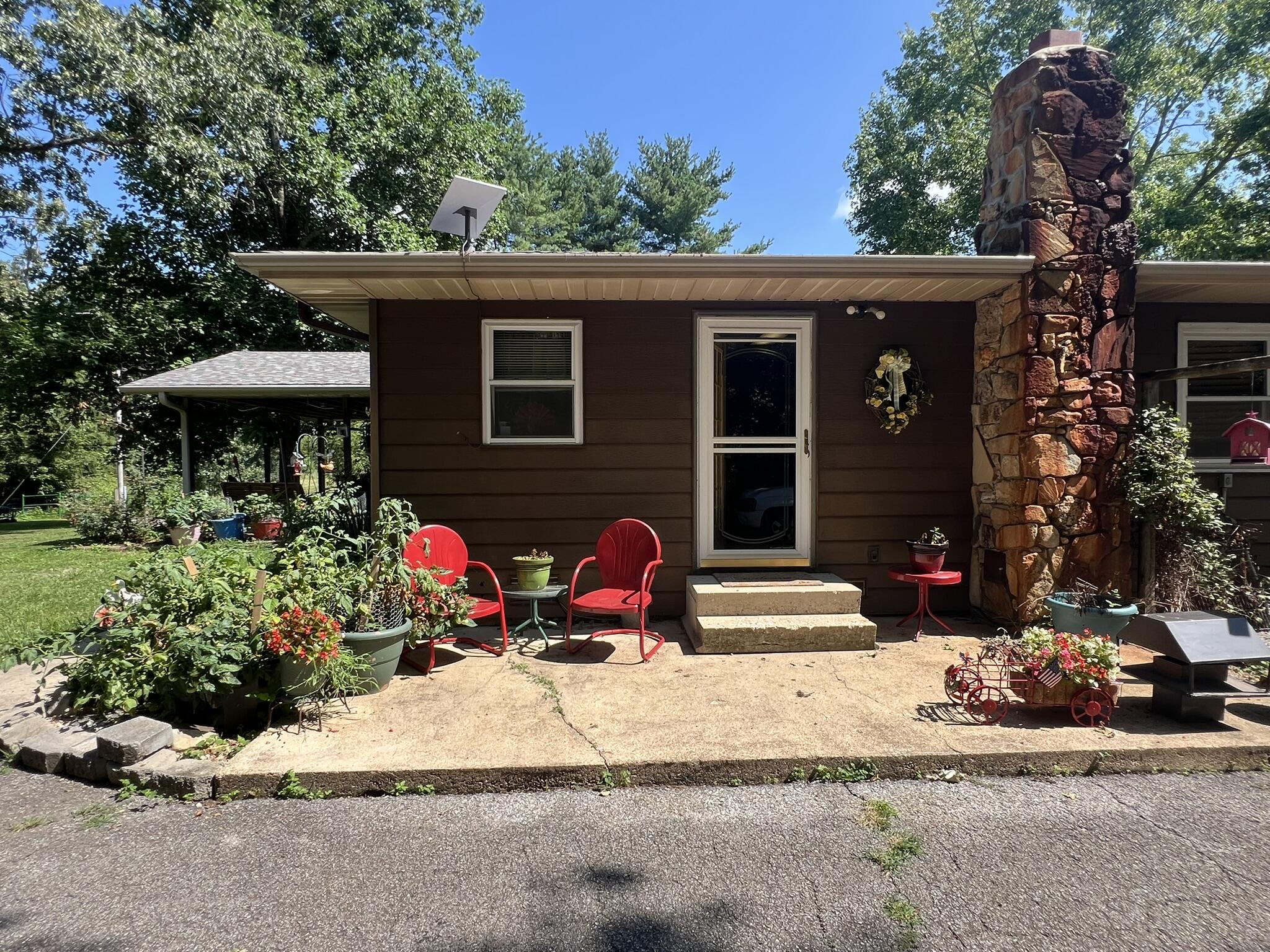 main property photo 25