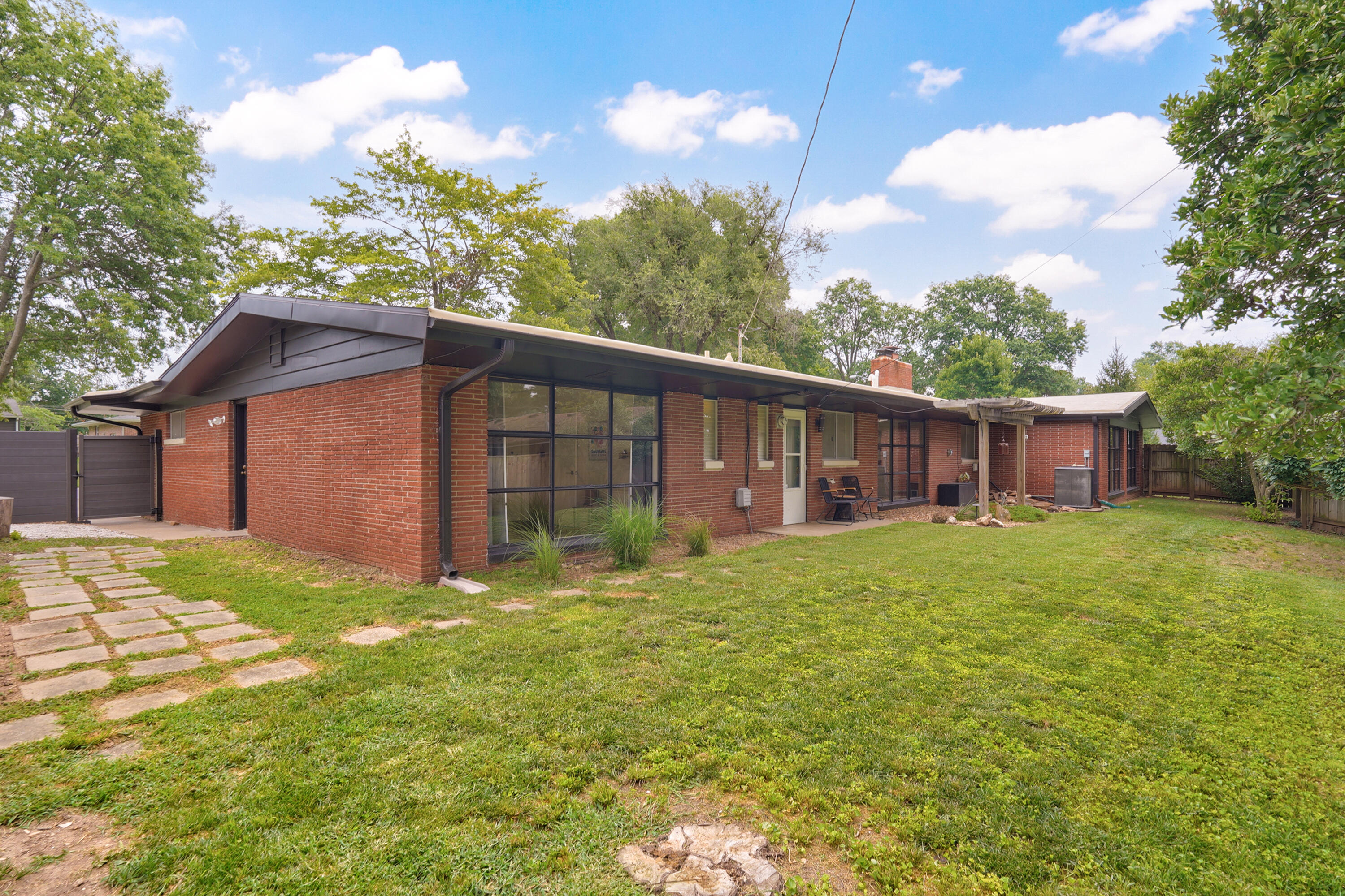 main property photo 60