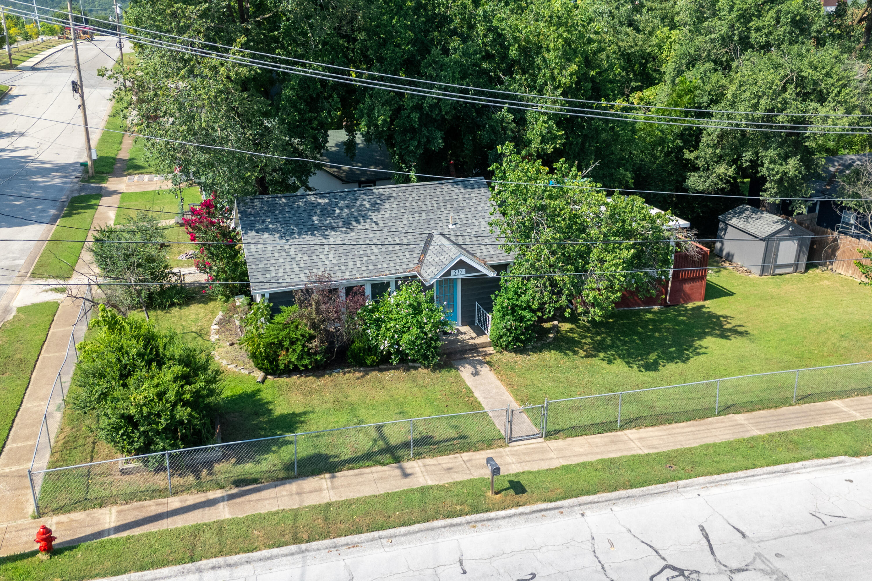 main property photo 29