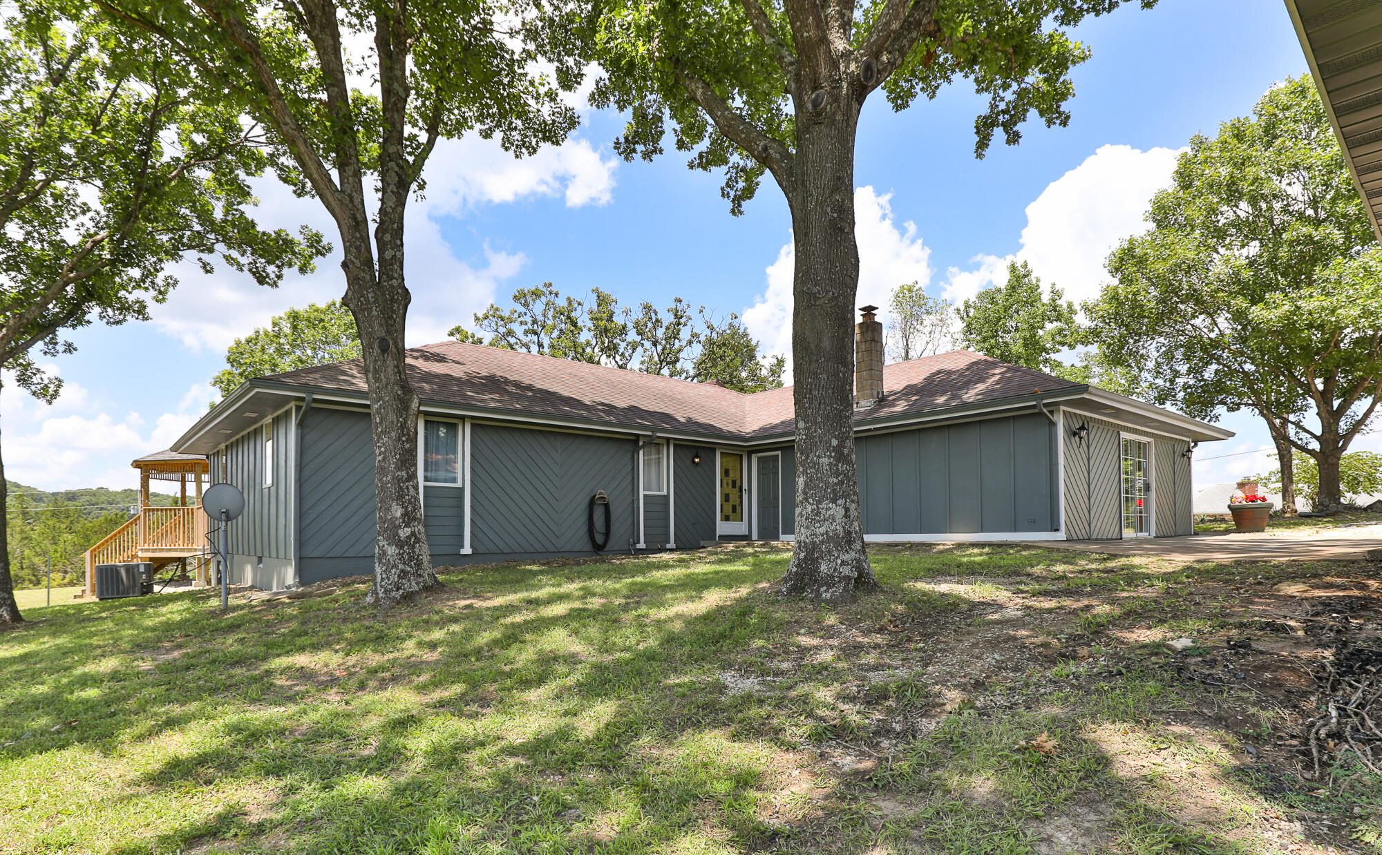main property photo 39