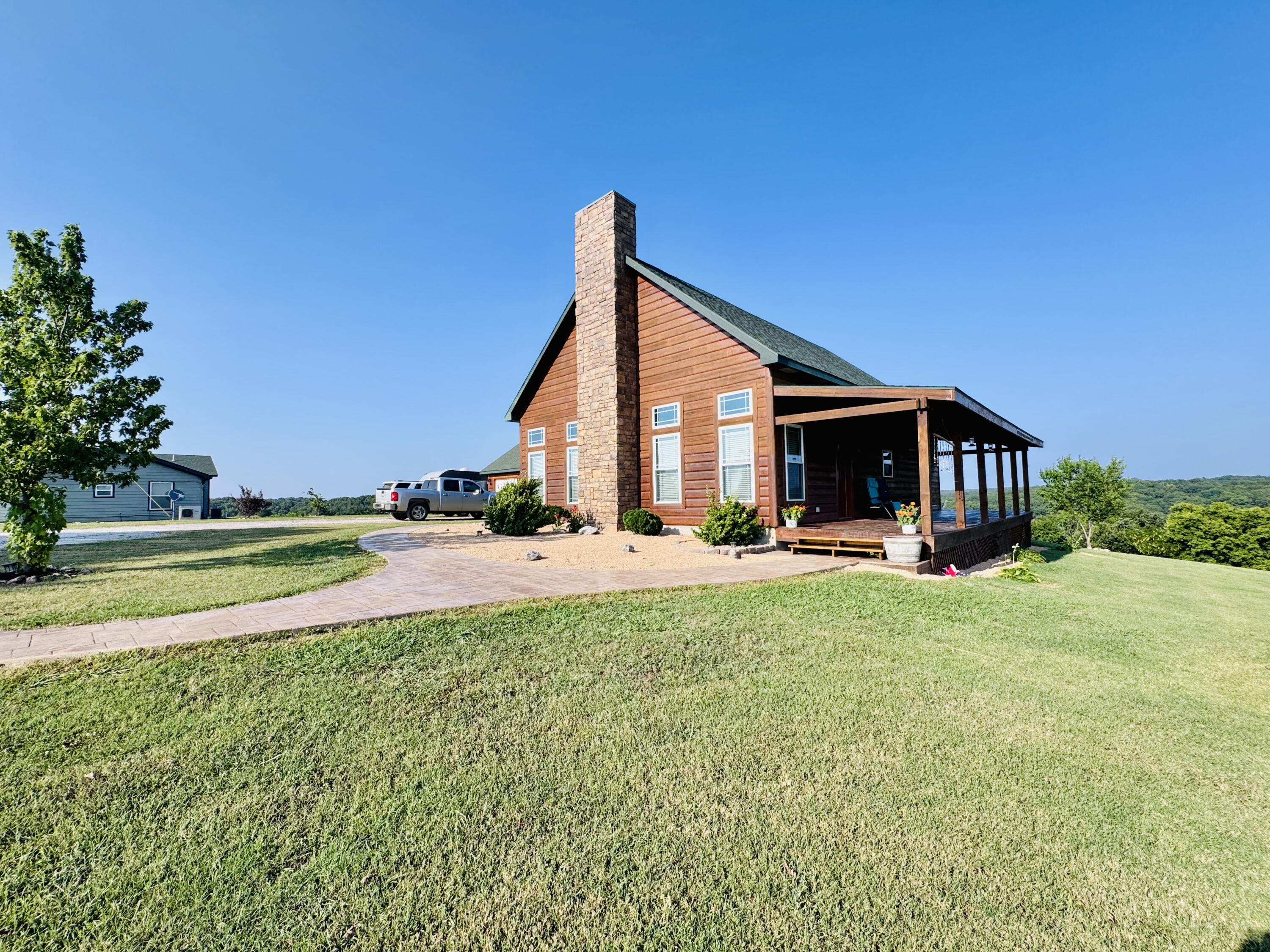 main property photo 7