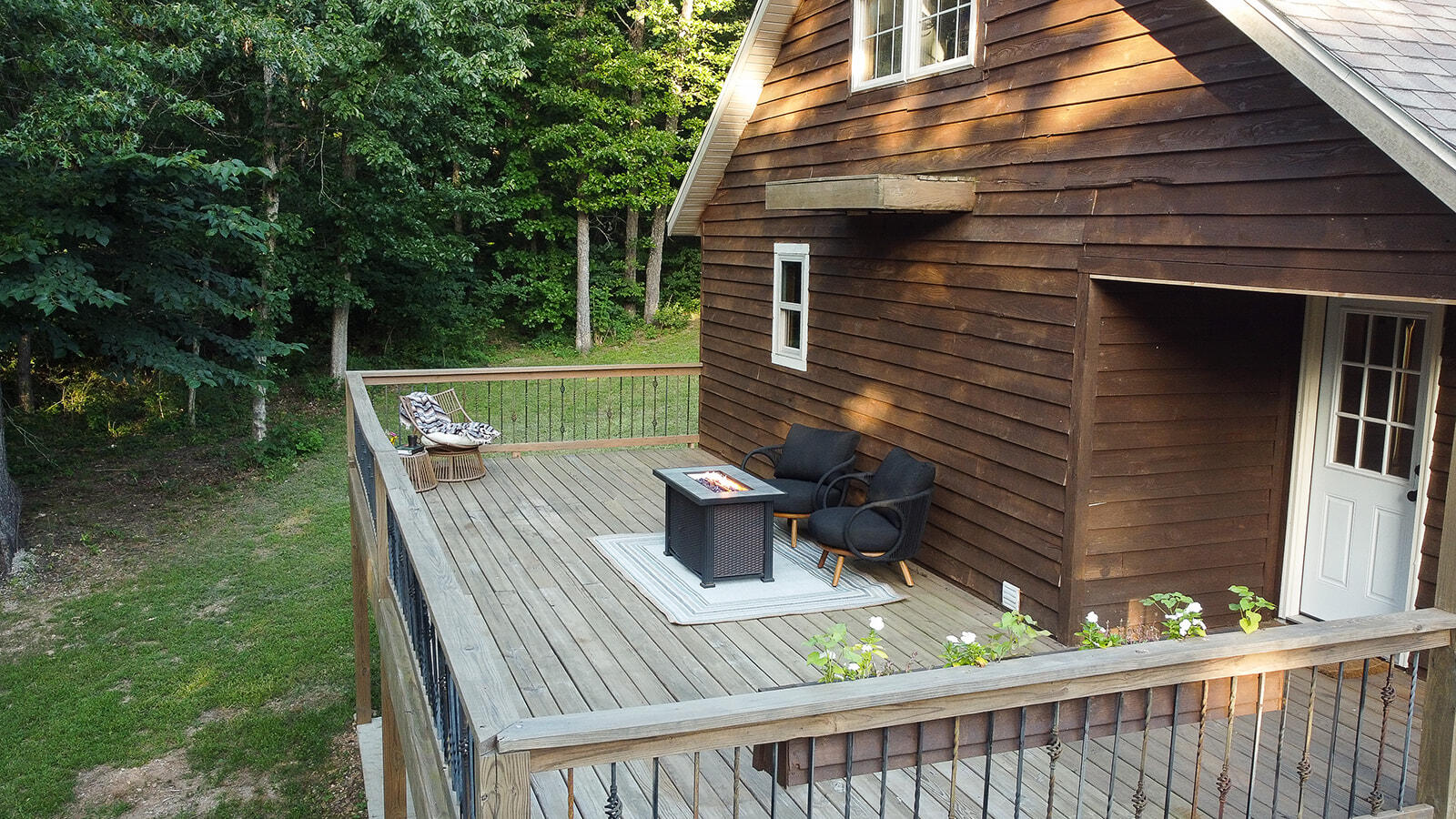 main property photo 42