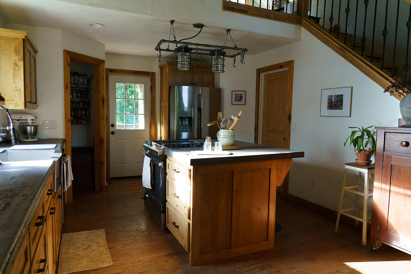 main property photo 5