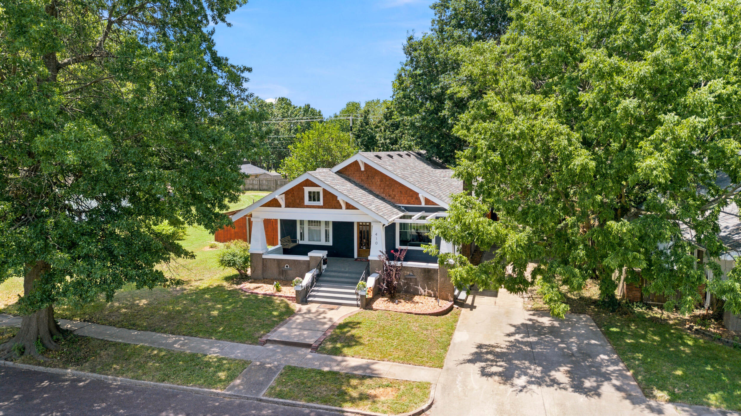 main property photo 57