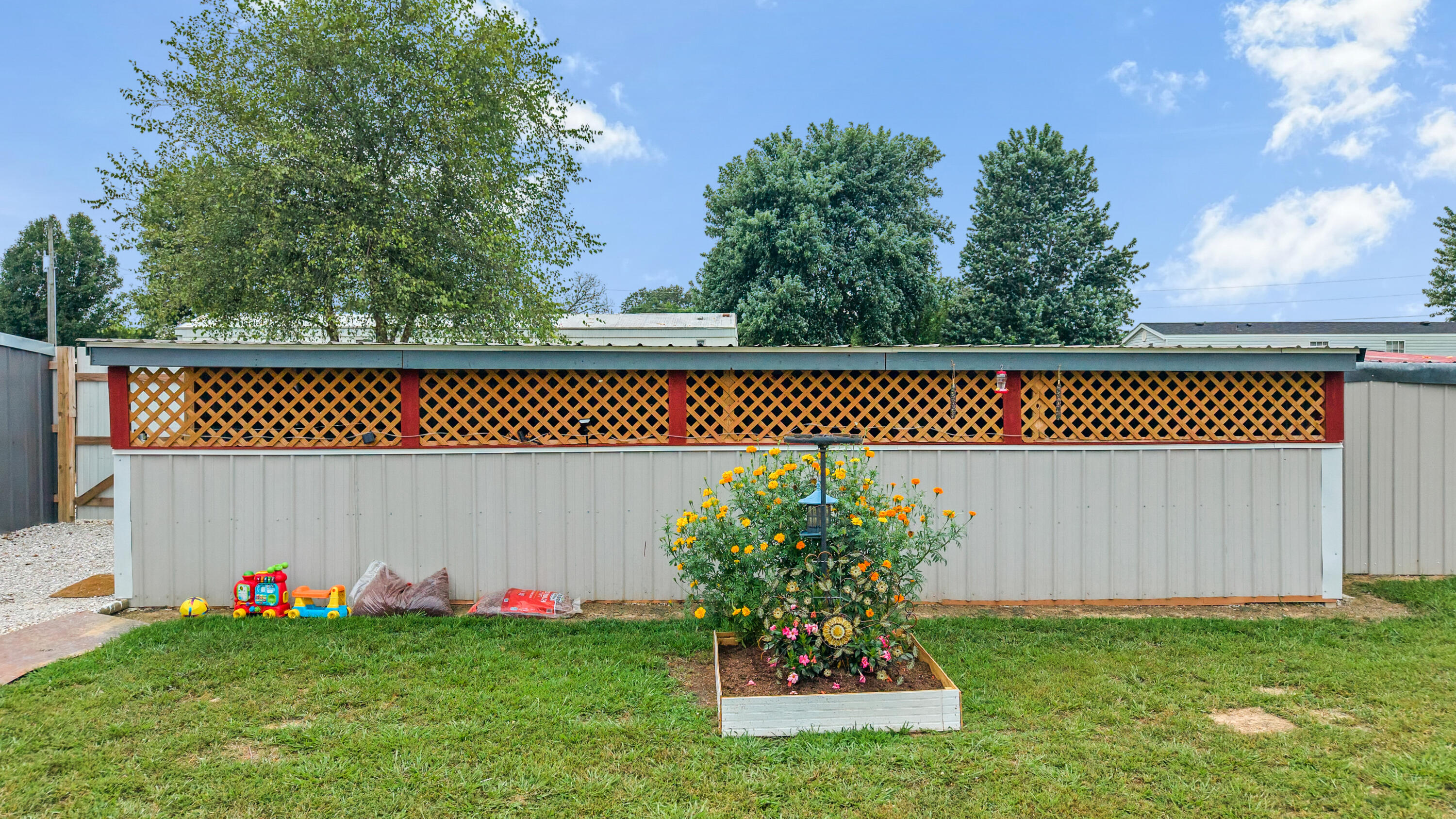 main property photo 21