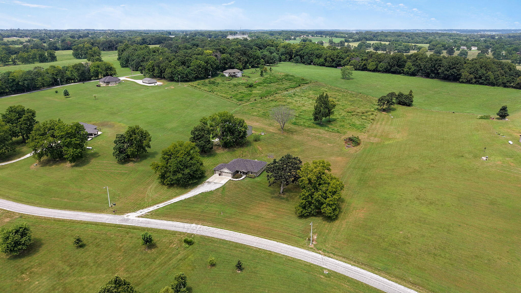 main property photo 47