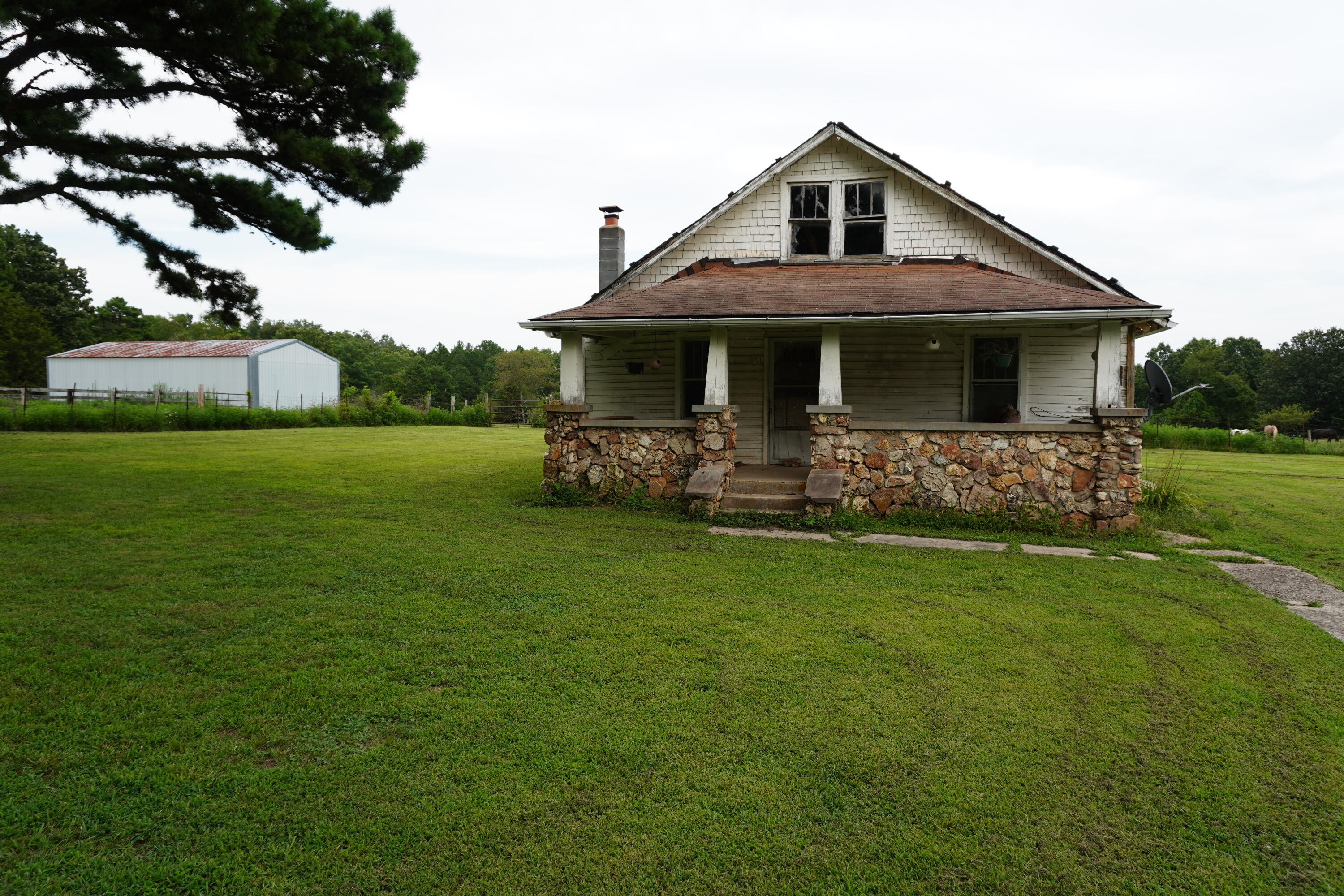 main property photo 19