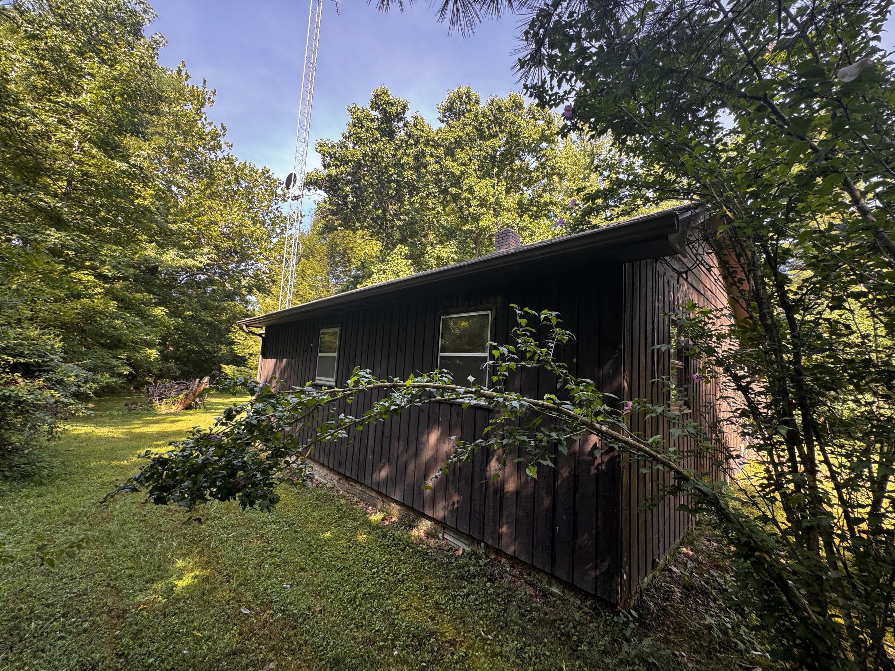 main property photo 10