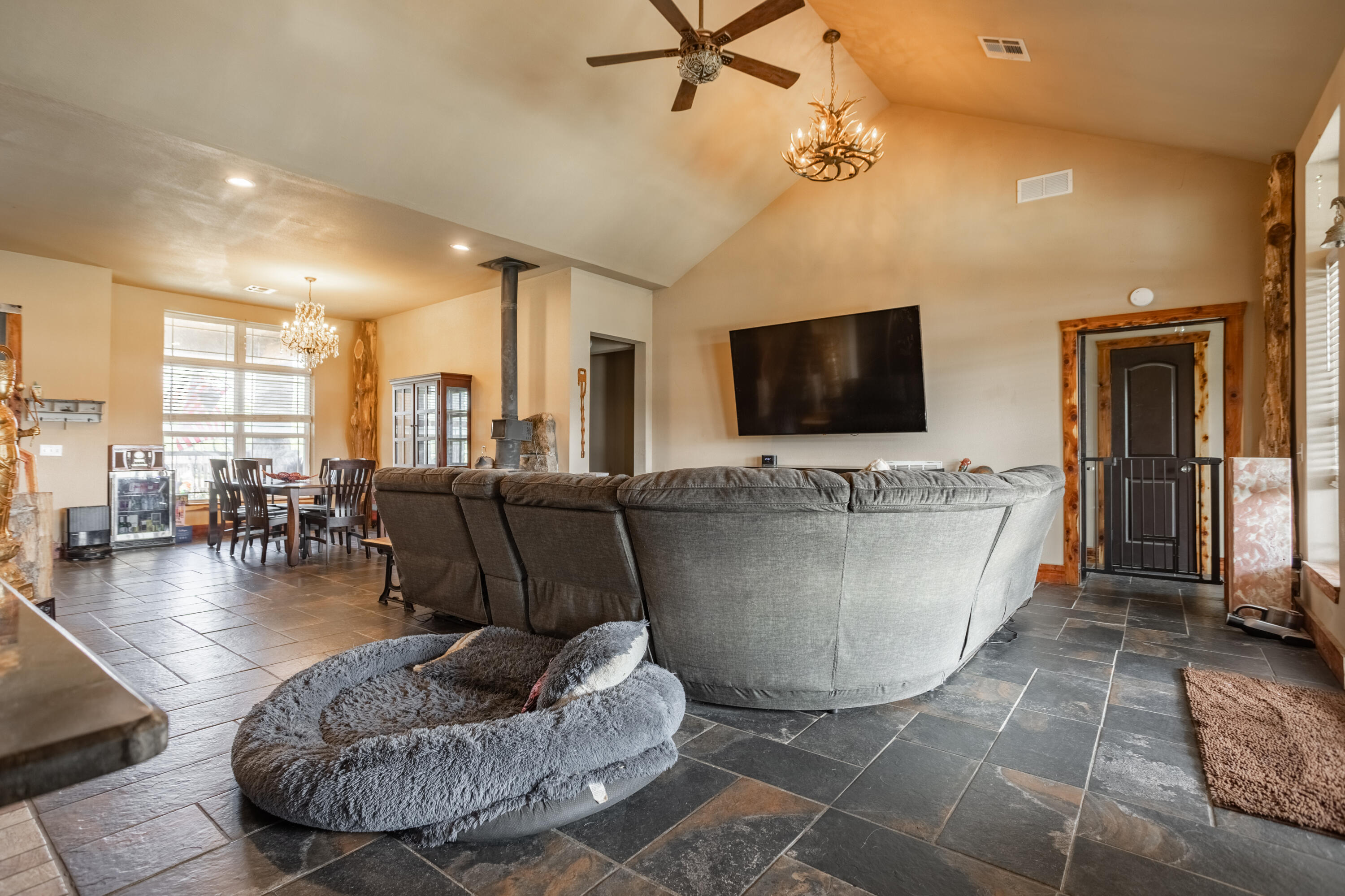 main property photo 105