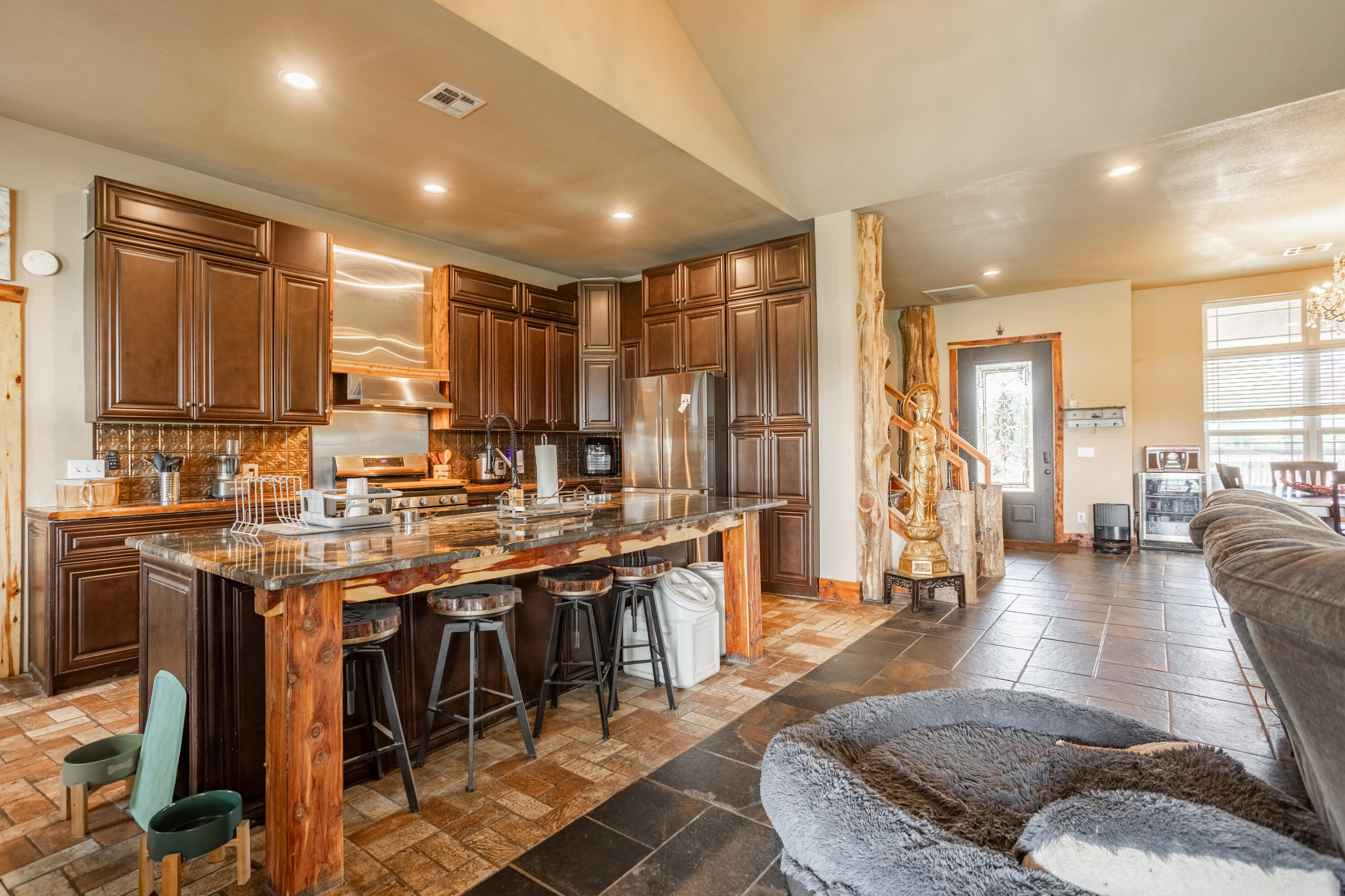 main property photo 106