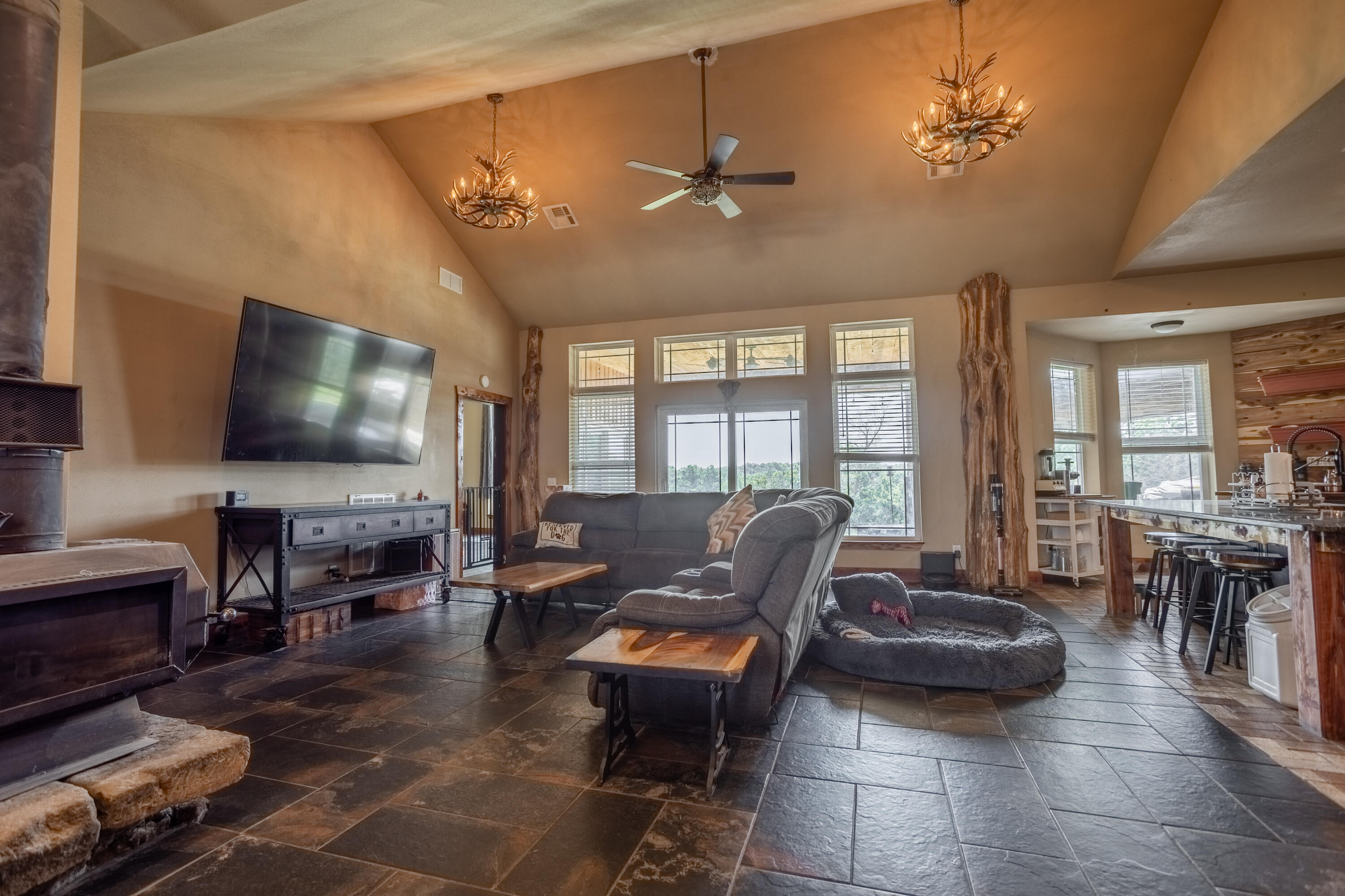main property photo 113
