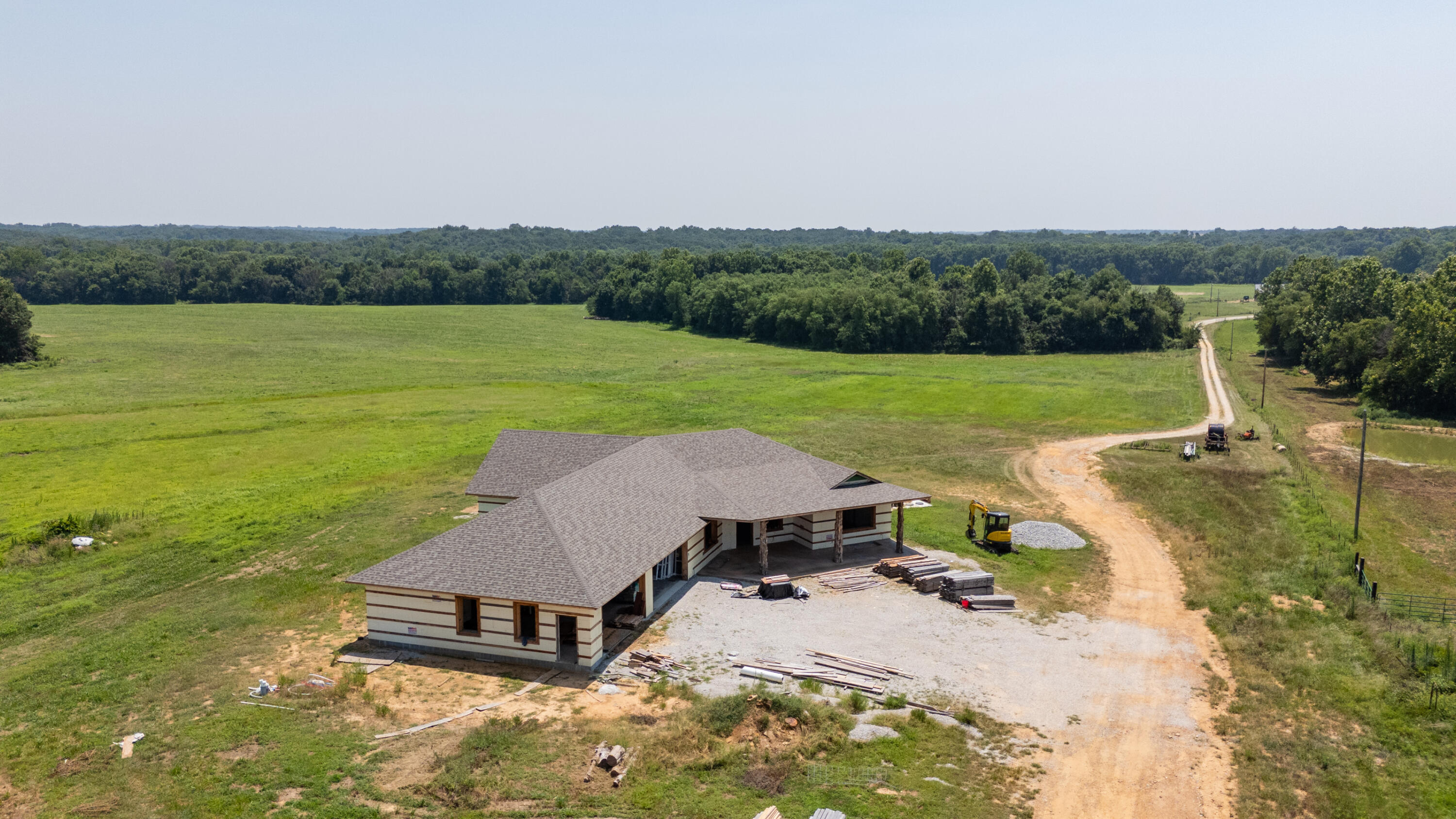 main property photo 47