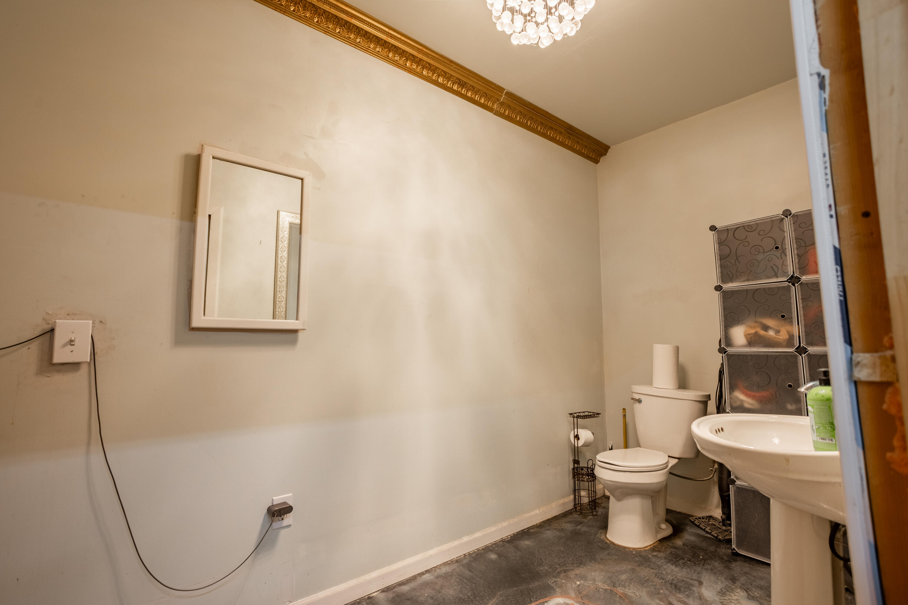 main property photo 64