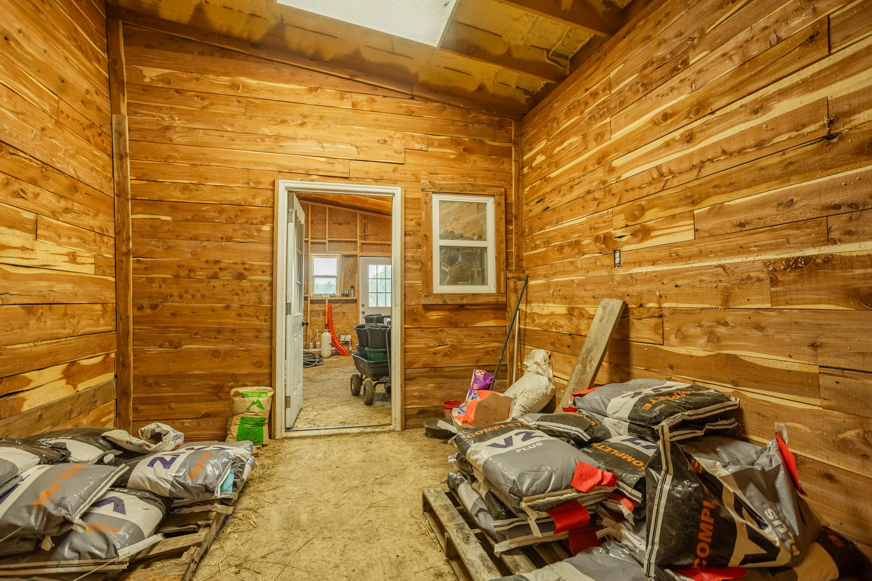 main property photo 80