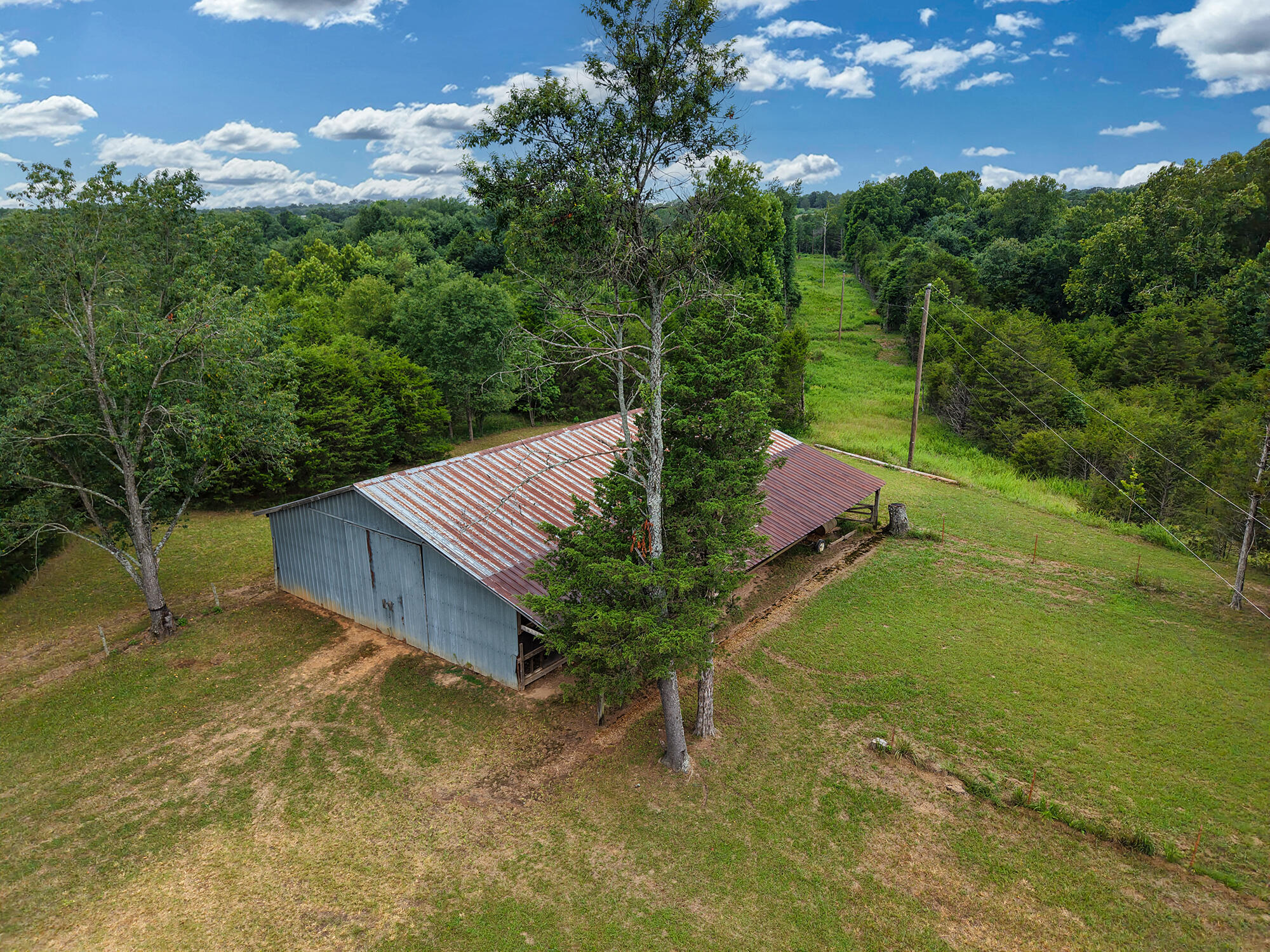 main property photo 23