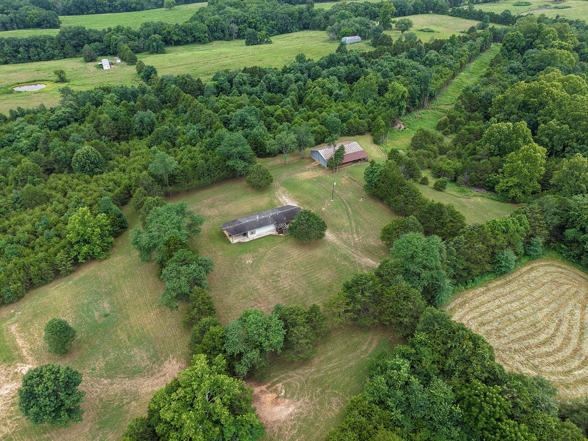 main property photo 35