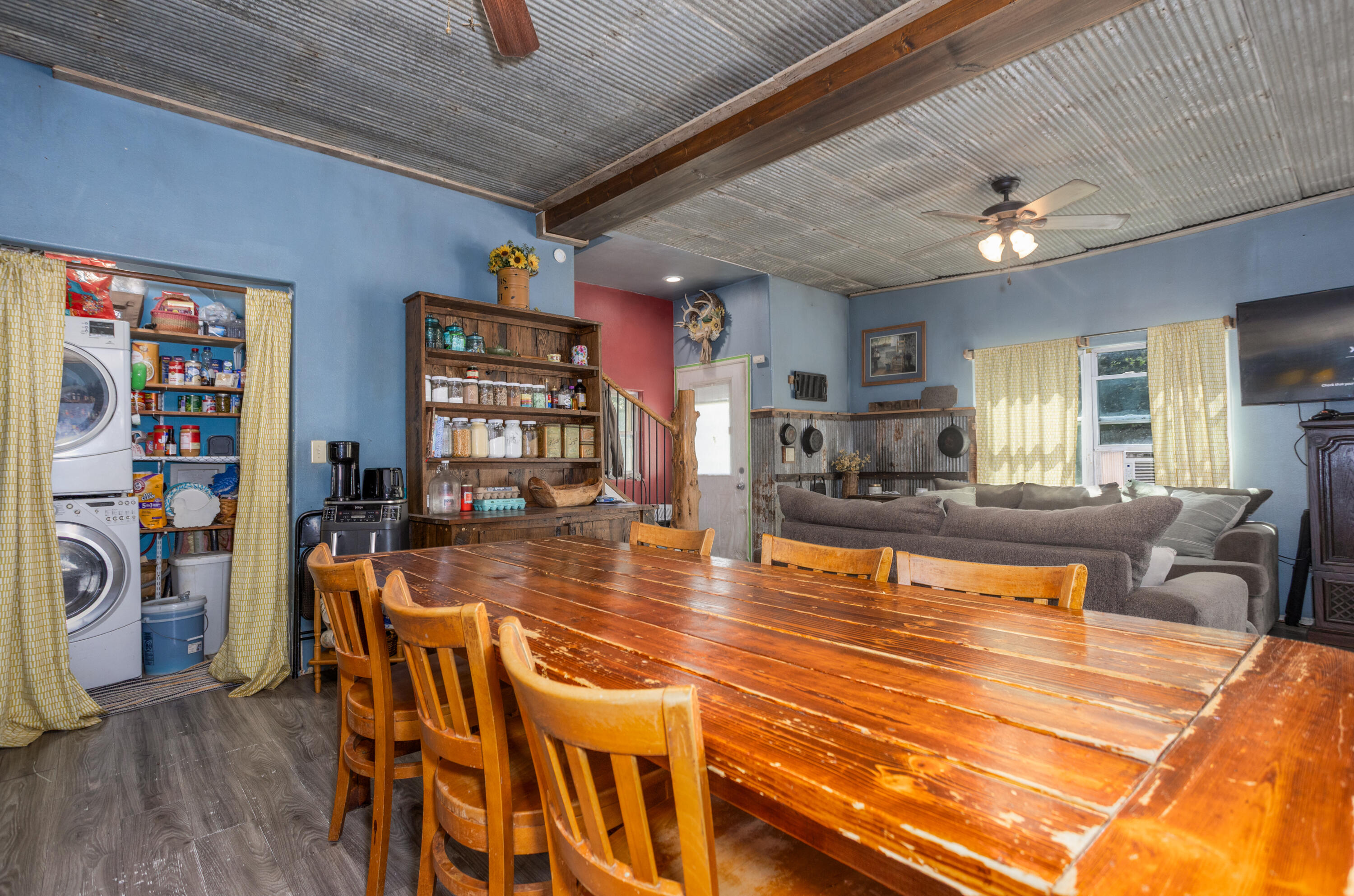 main property photo 10
