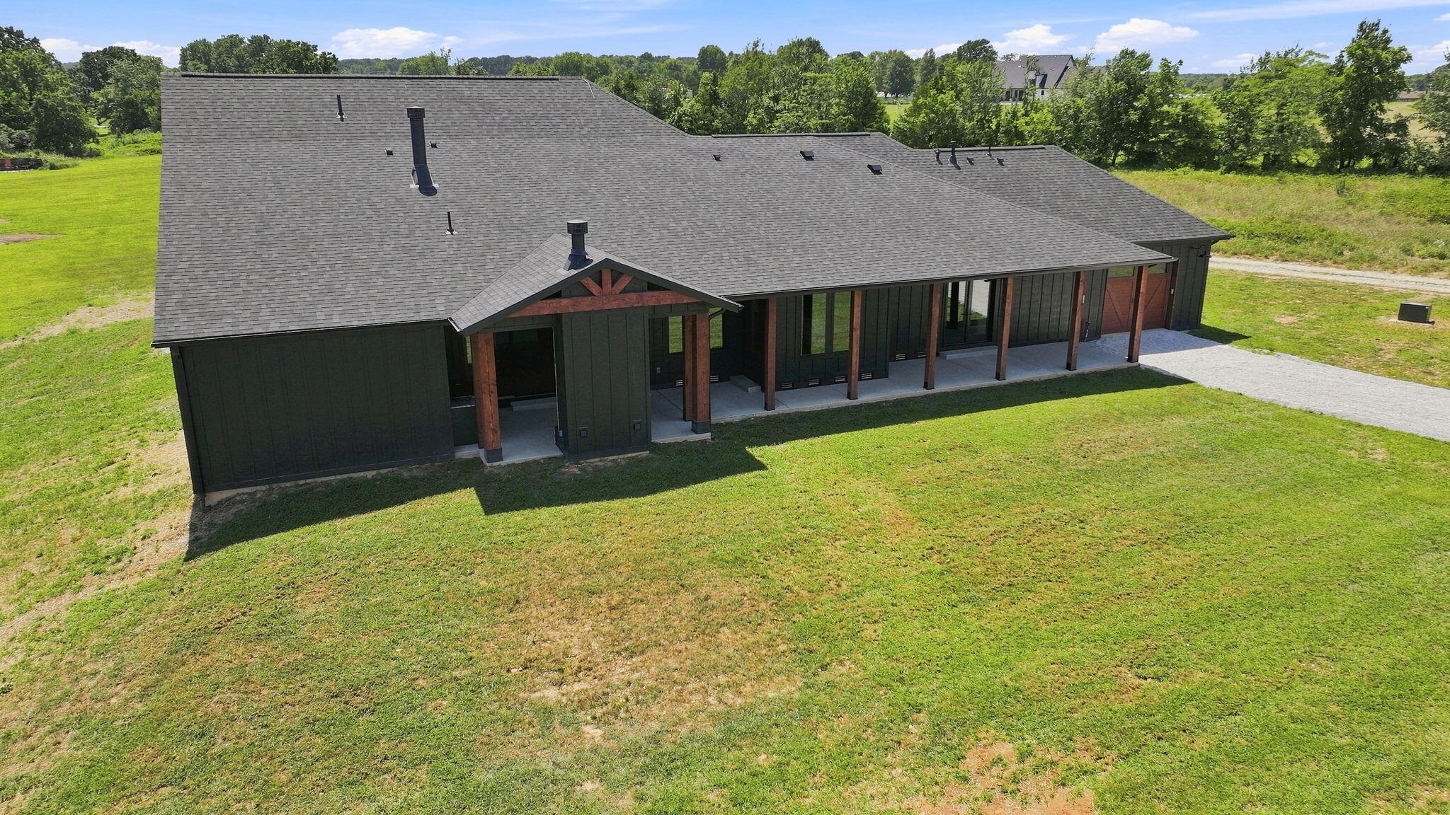 main property photo 88