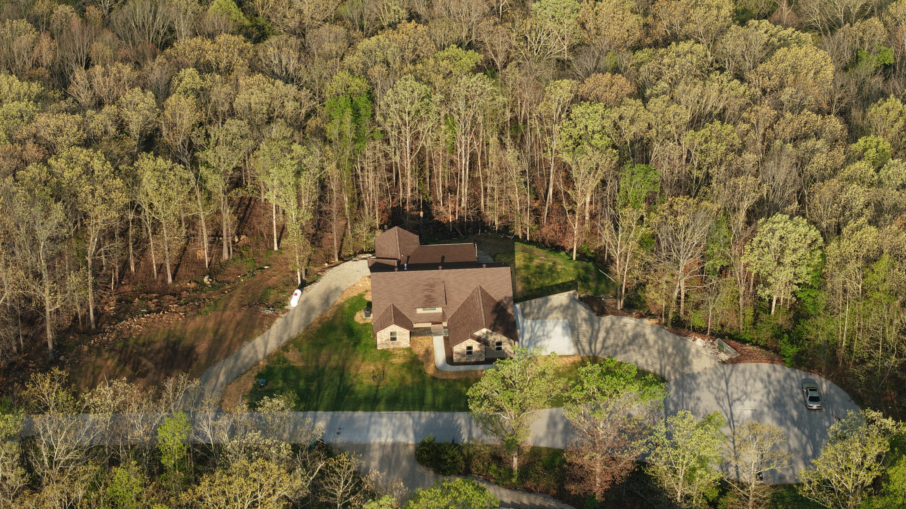 main property photo 8