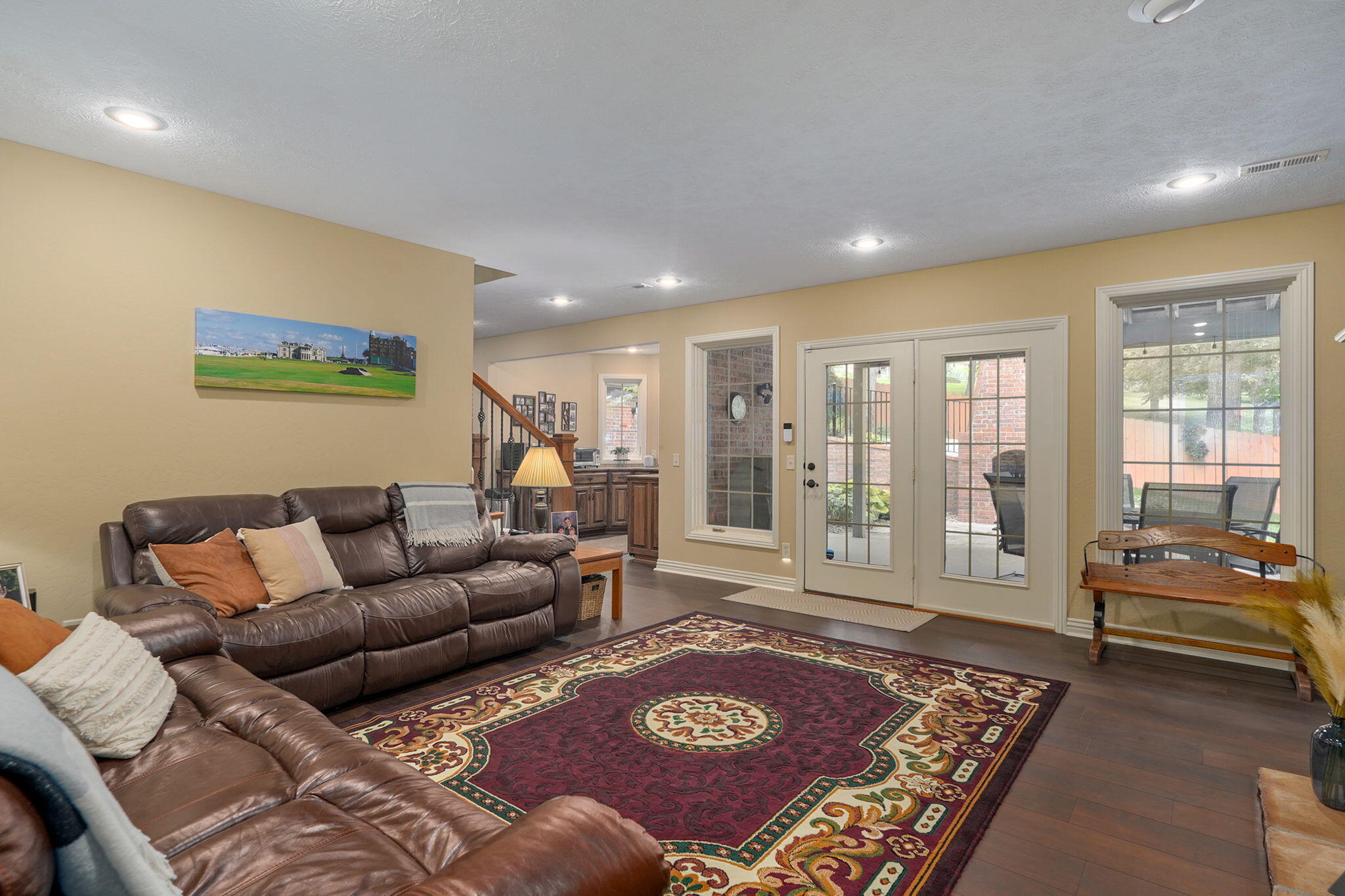 main property photo 35