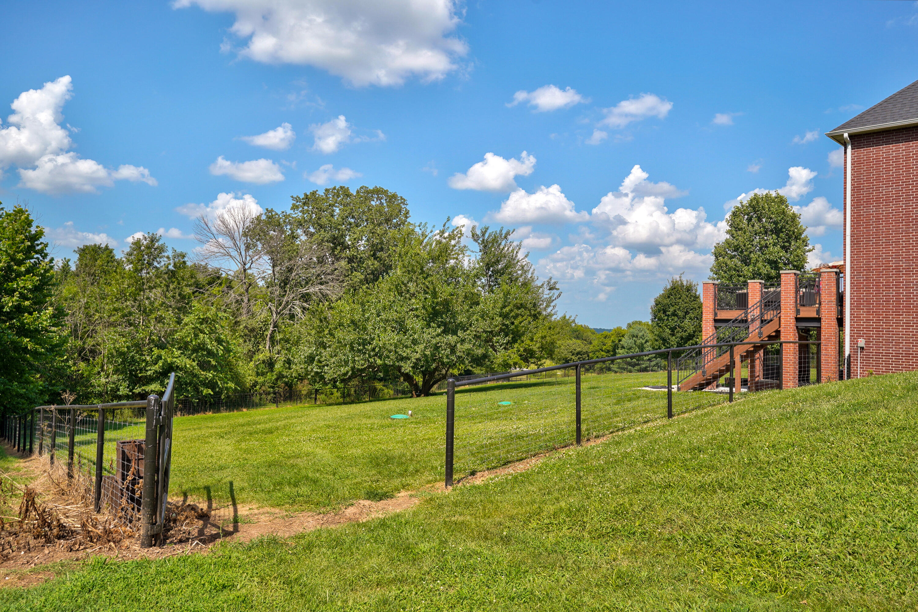 main property photo 51