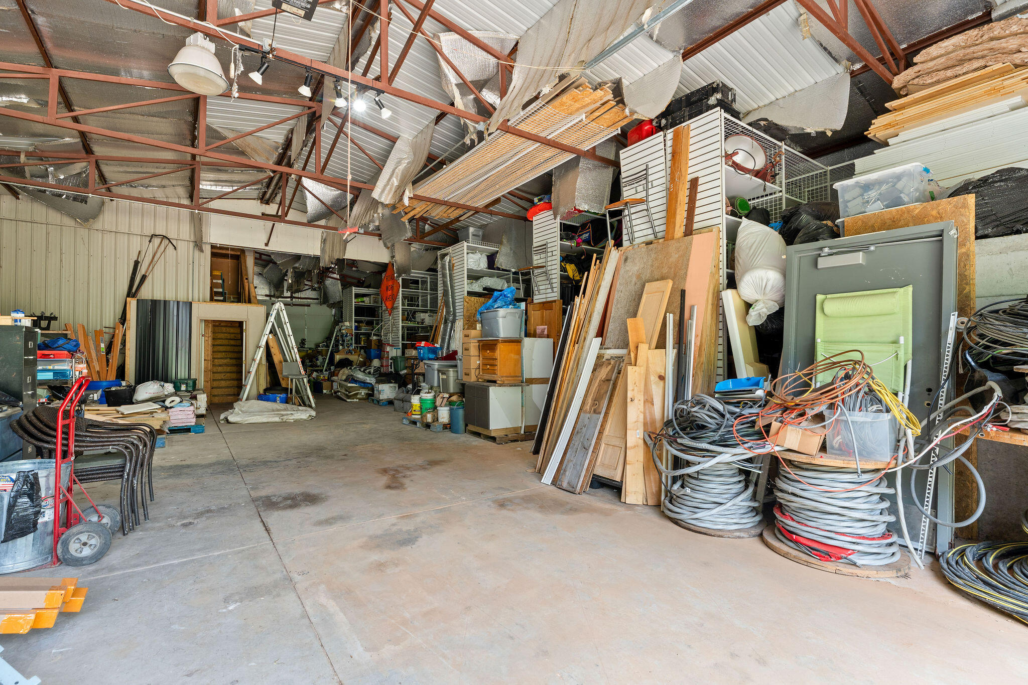 main property photo 27