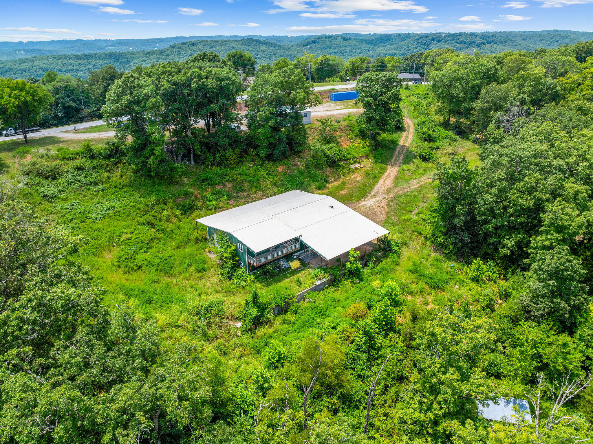 main property photo 34
