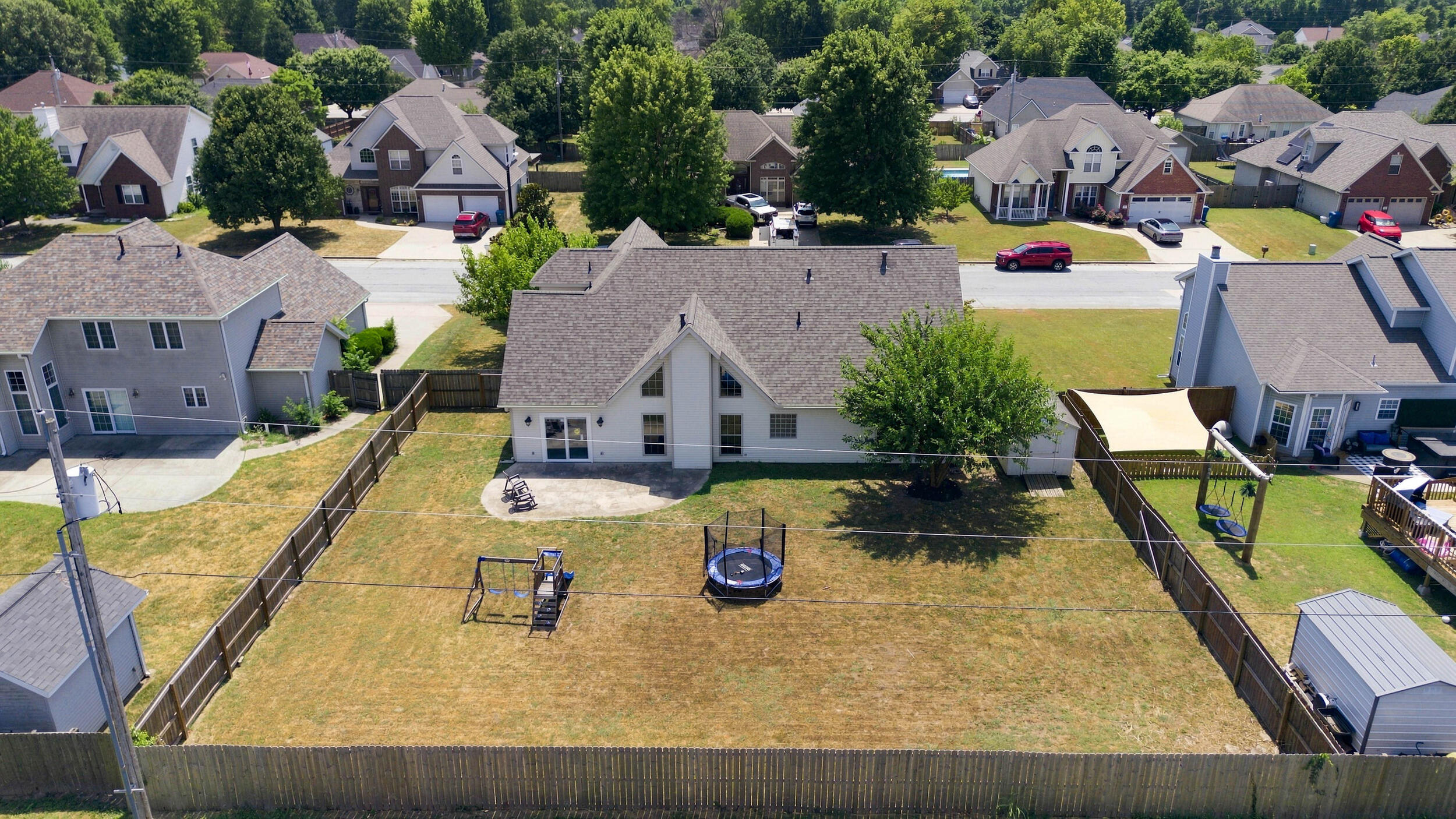 main property photo 42