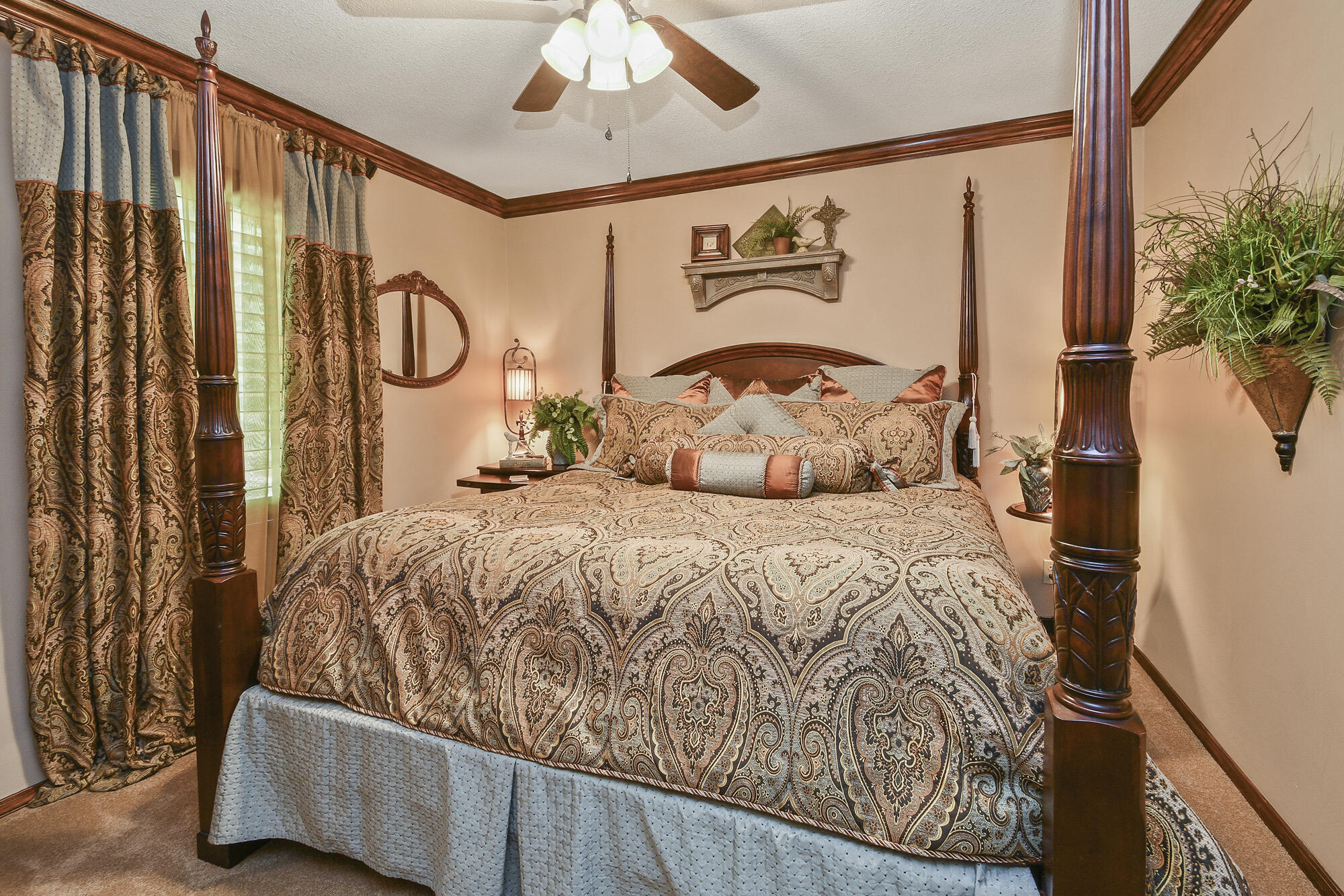main property photo 39