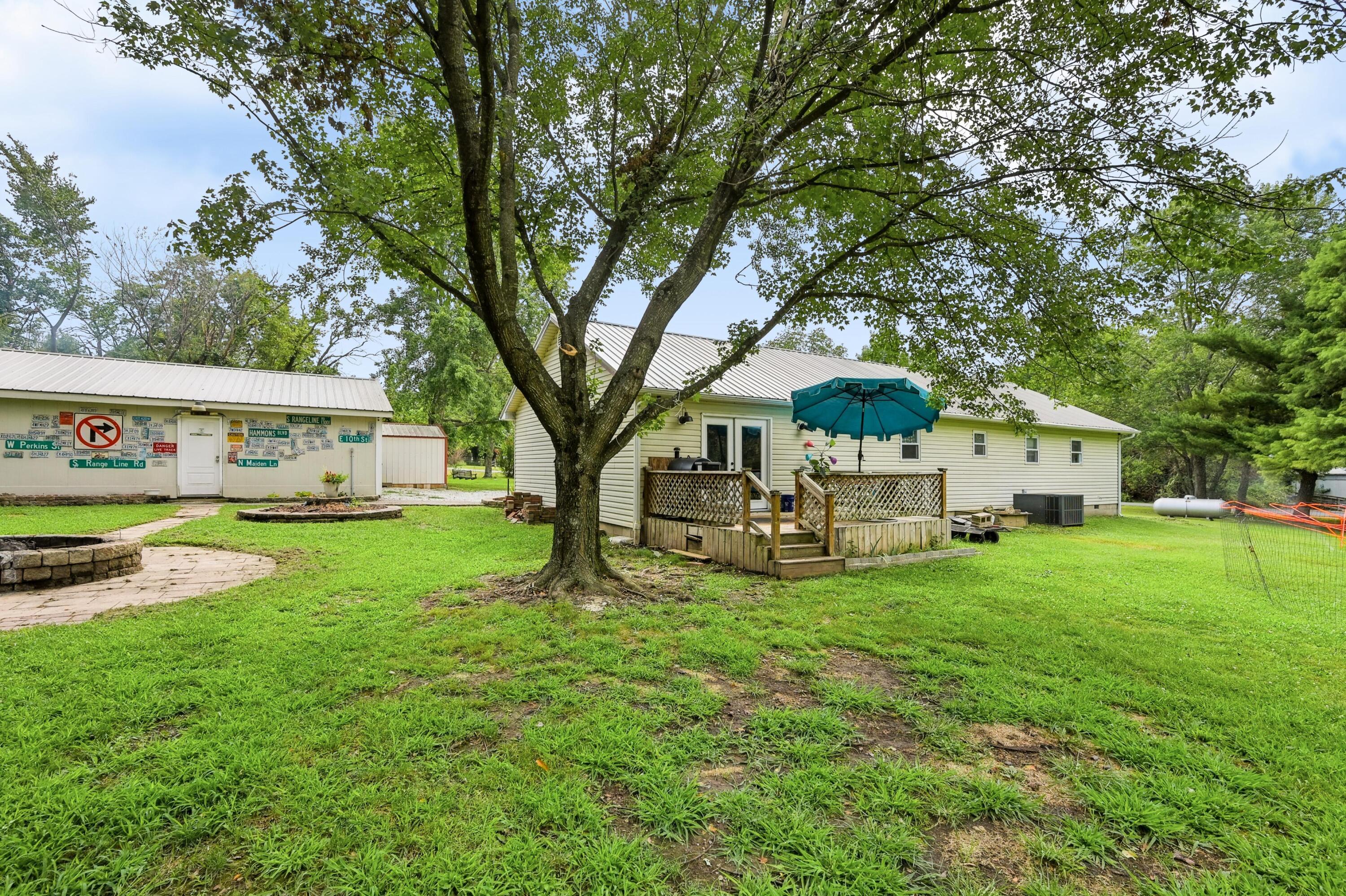 main property photo 37