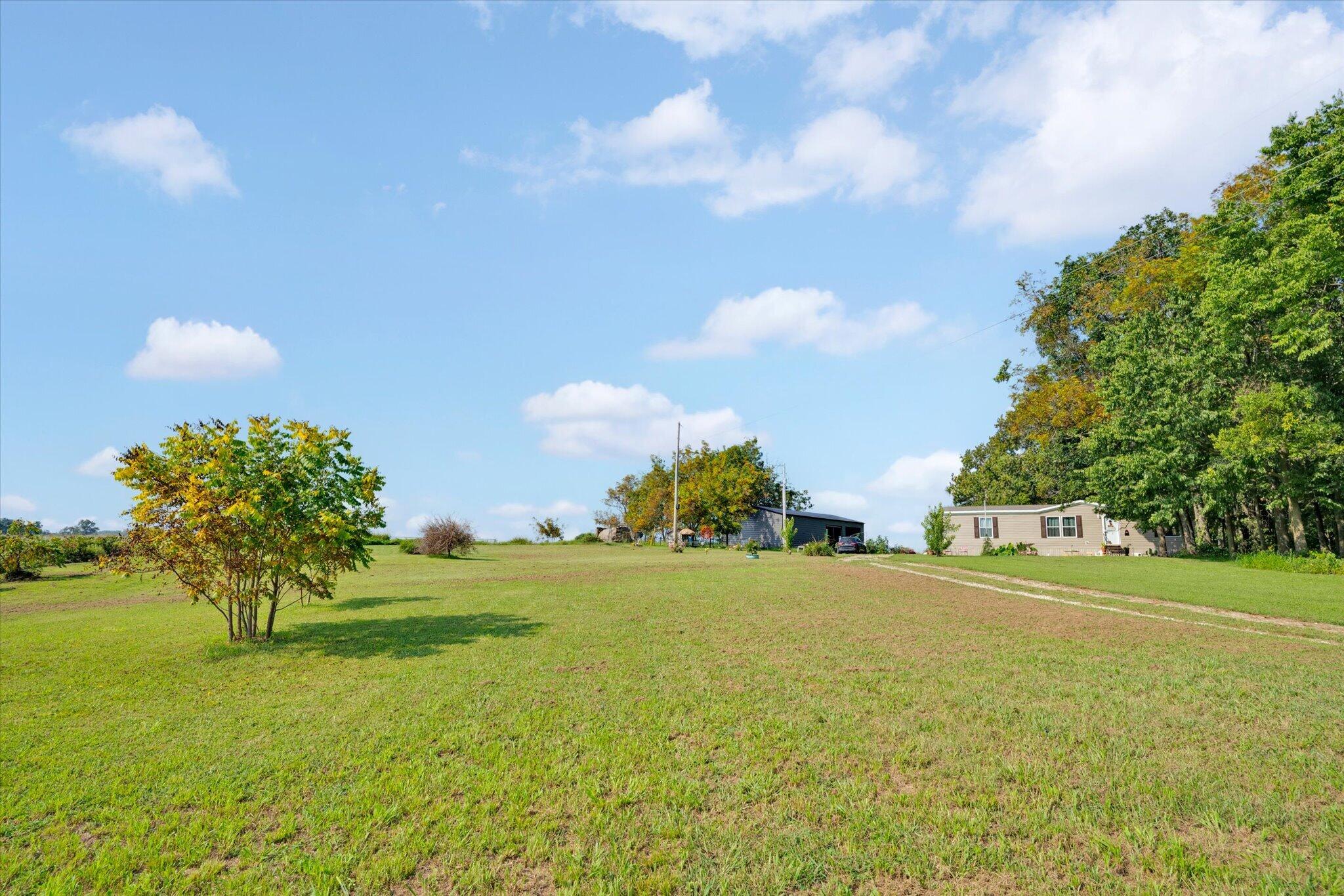 main property photo 29