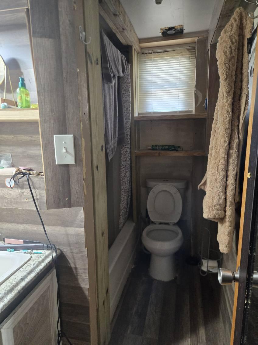 main property photo 12