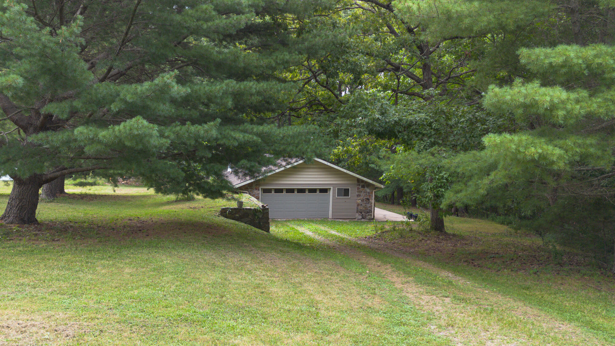 main property photo 58