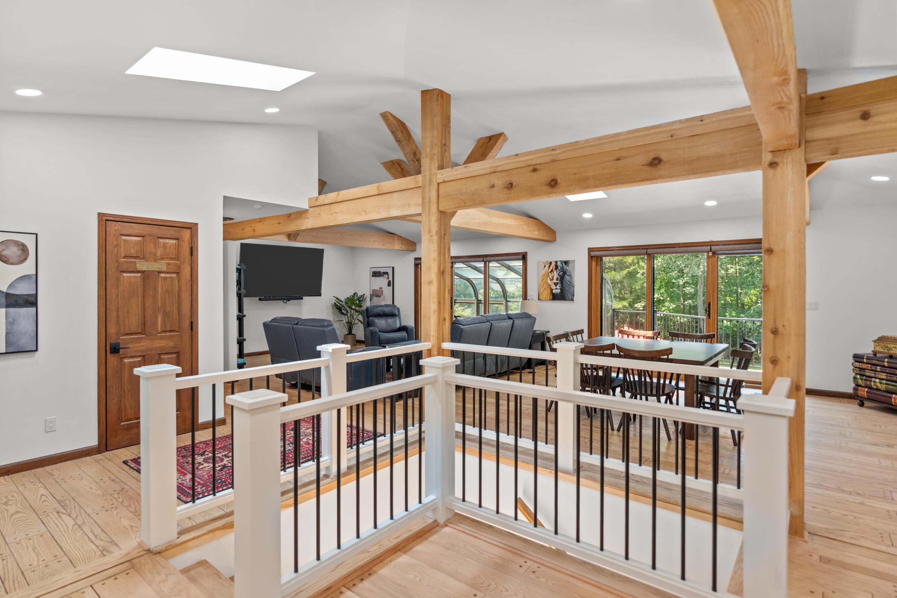 main property photo 41