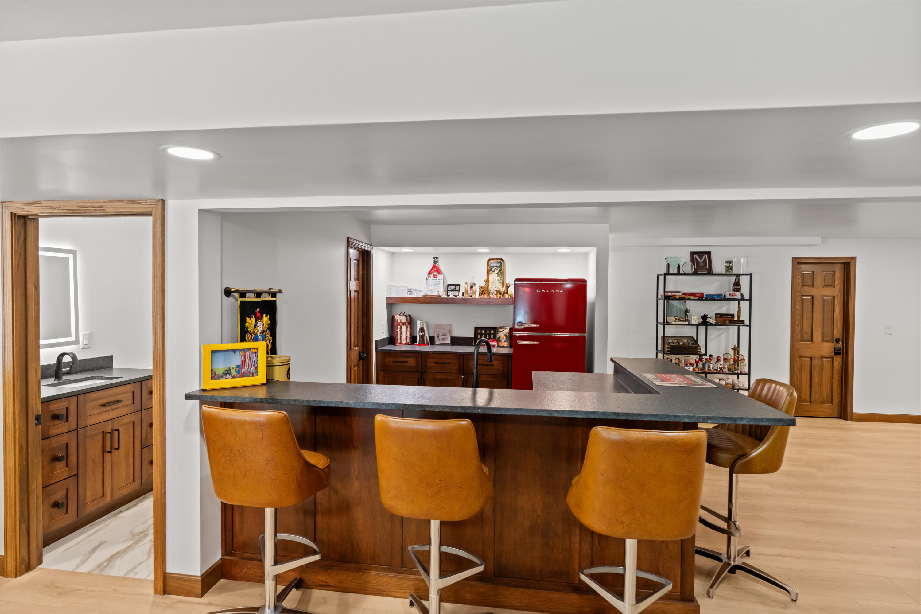 main property photo 73