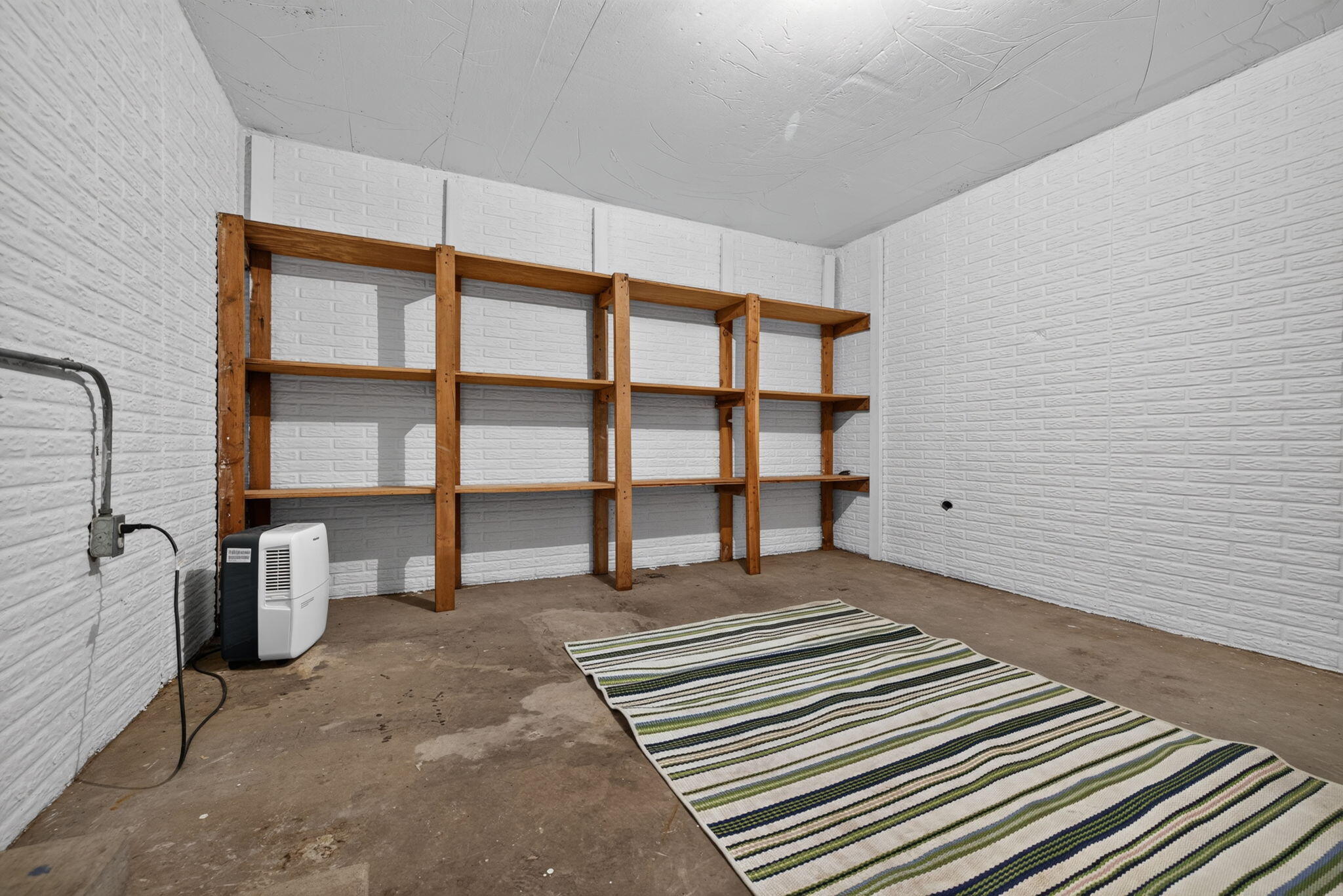 main property photo 50