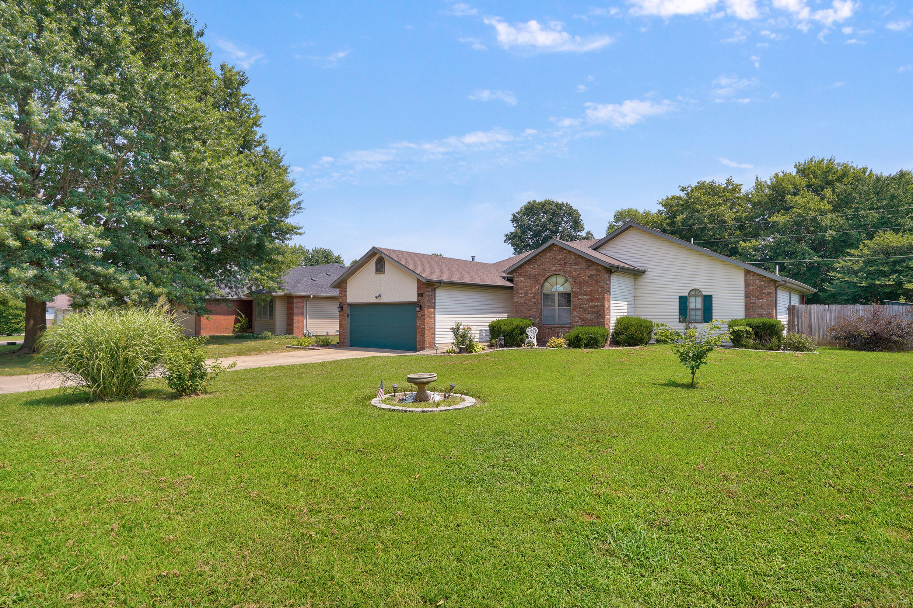 main property photo 39