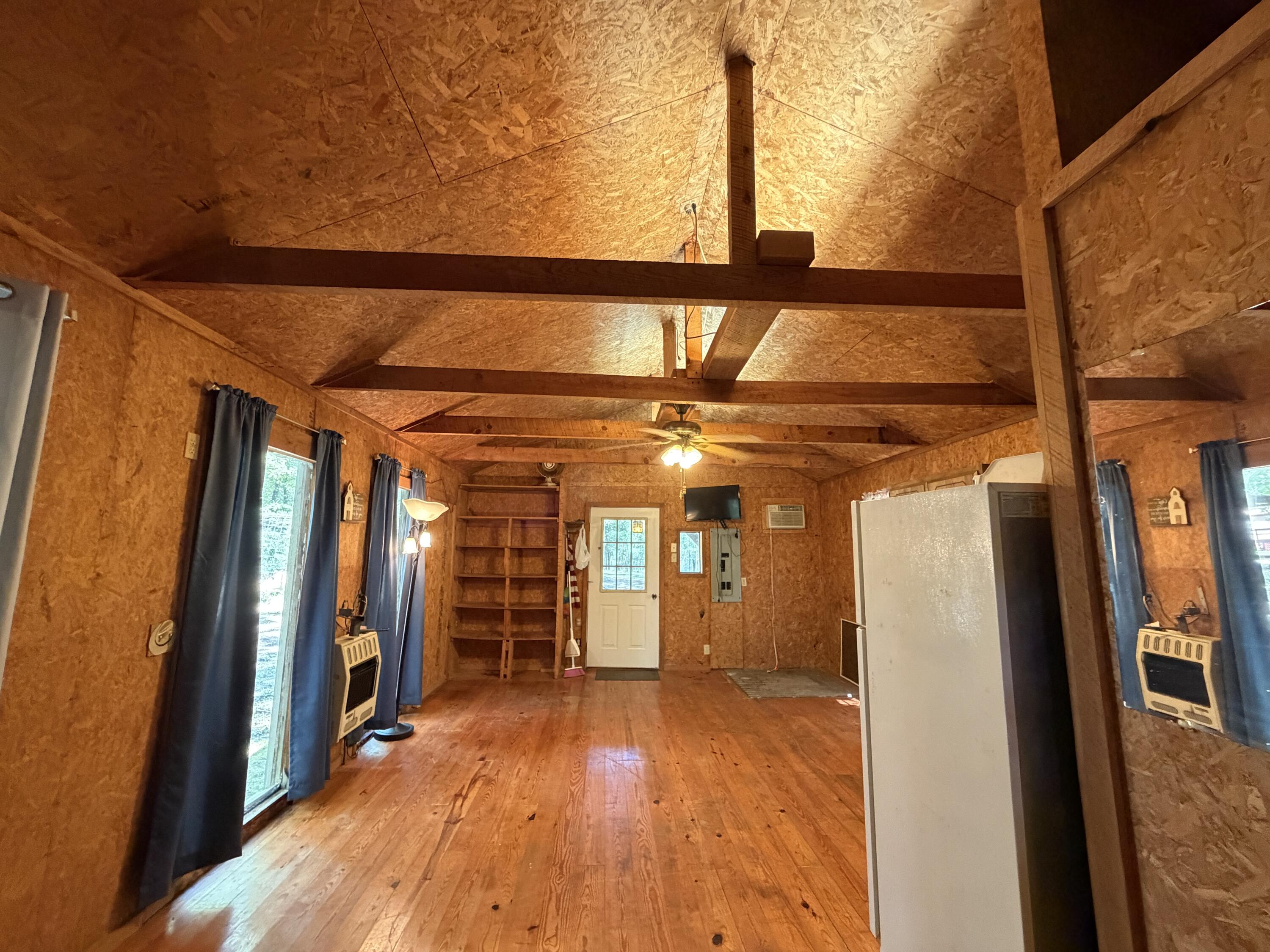 main property photo 108