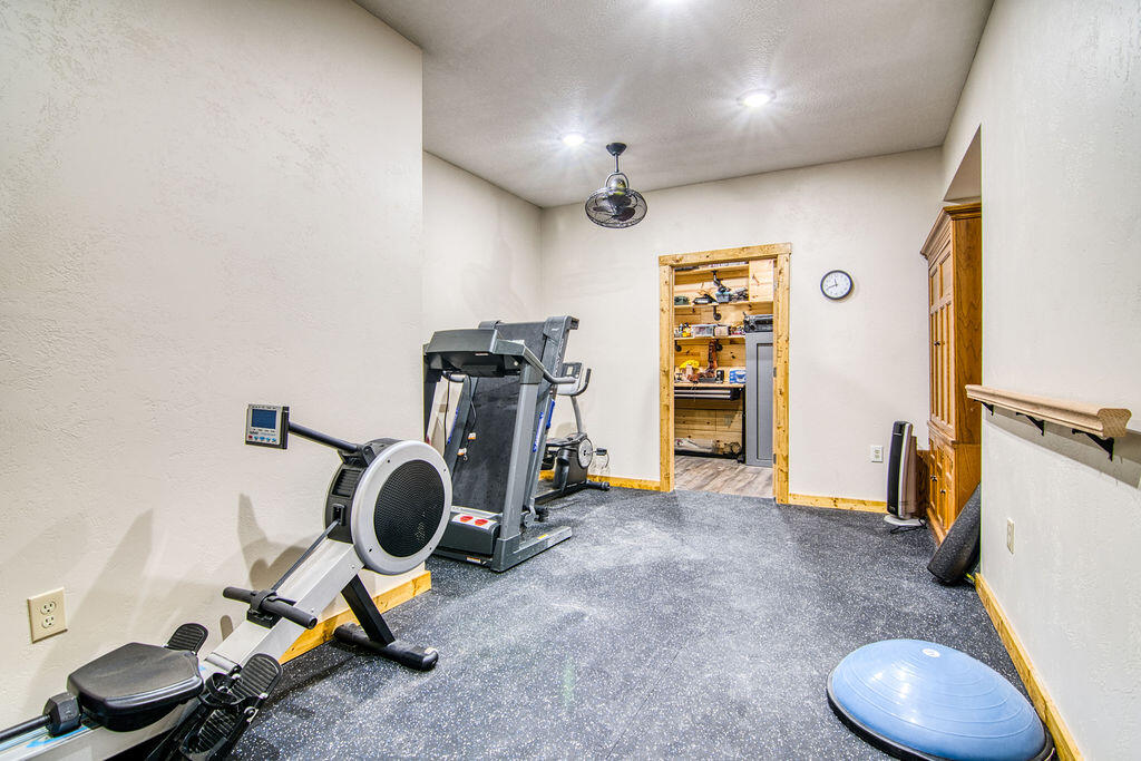 main property photo 87